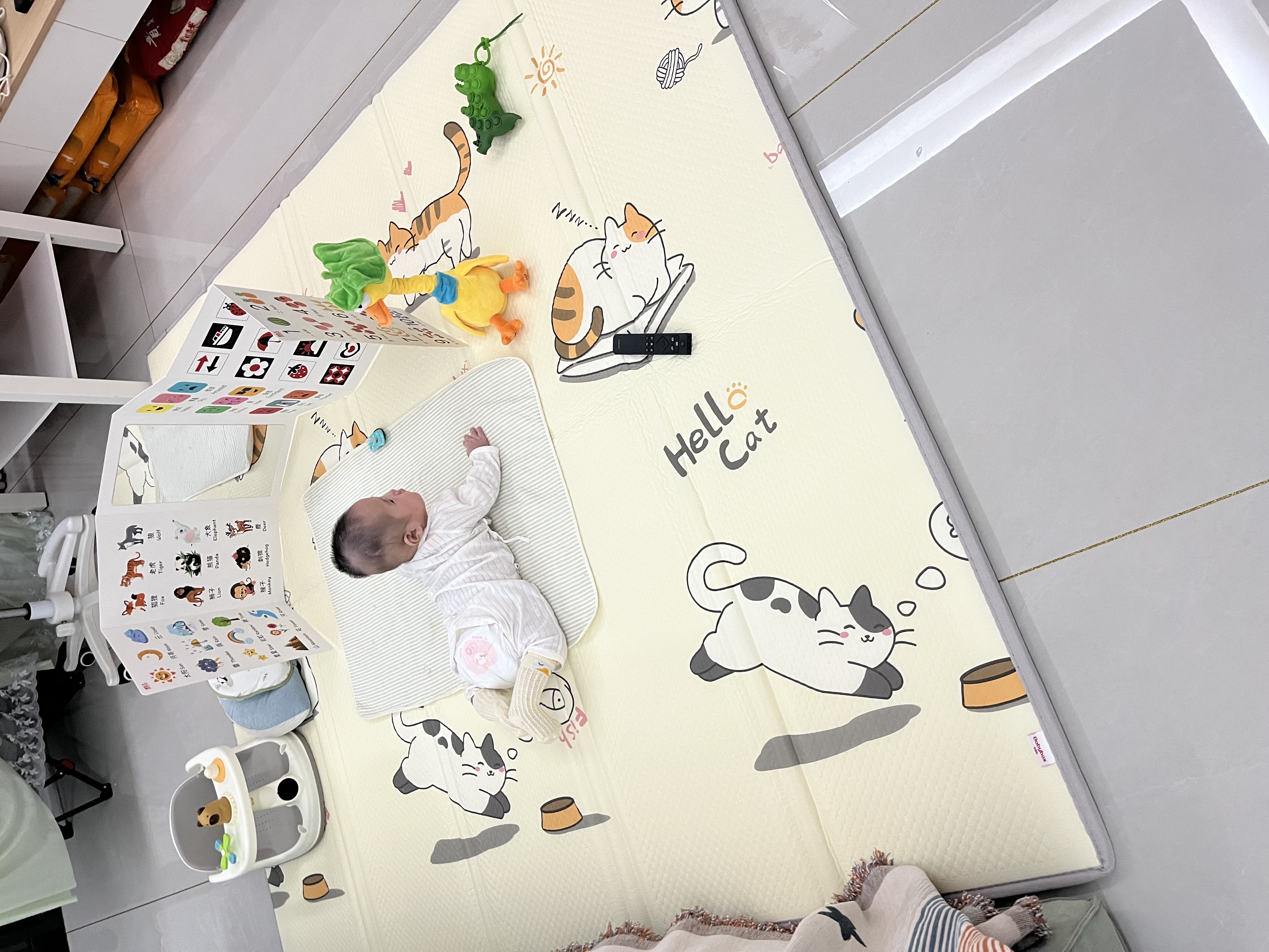 贝博氏babybox猫爪爬爬垫婴儿宝宝爬行垫抗菌XPE加厚可折叠200*180*2cm 实拍图