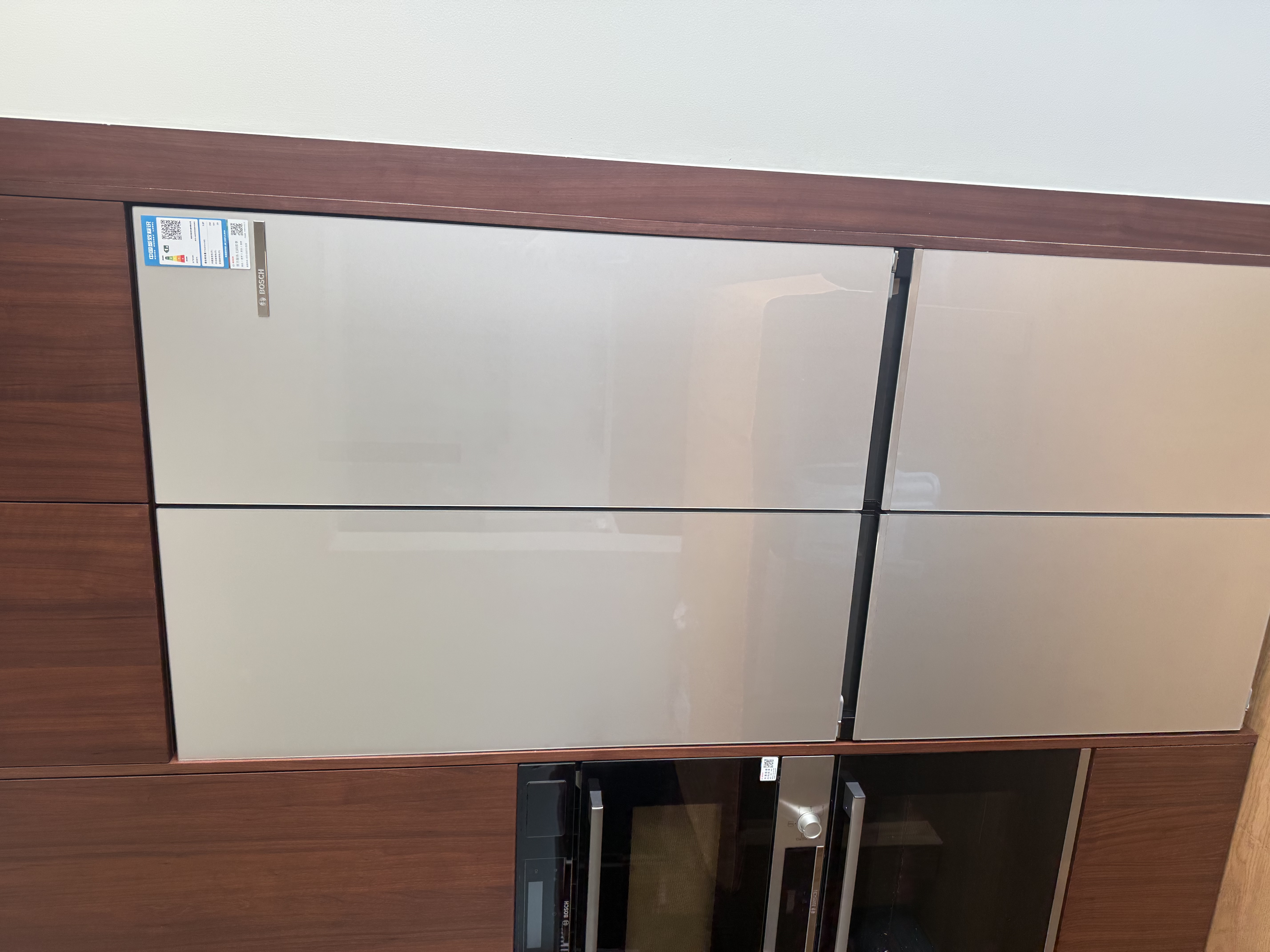 博世（BOSCH）【全自动制冰】小平安502L 大容量电冰箱 新款家用十字对开门四门 超薄嵌入式 活氧除菌 89va26 KCB89VA26C 实拍图