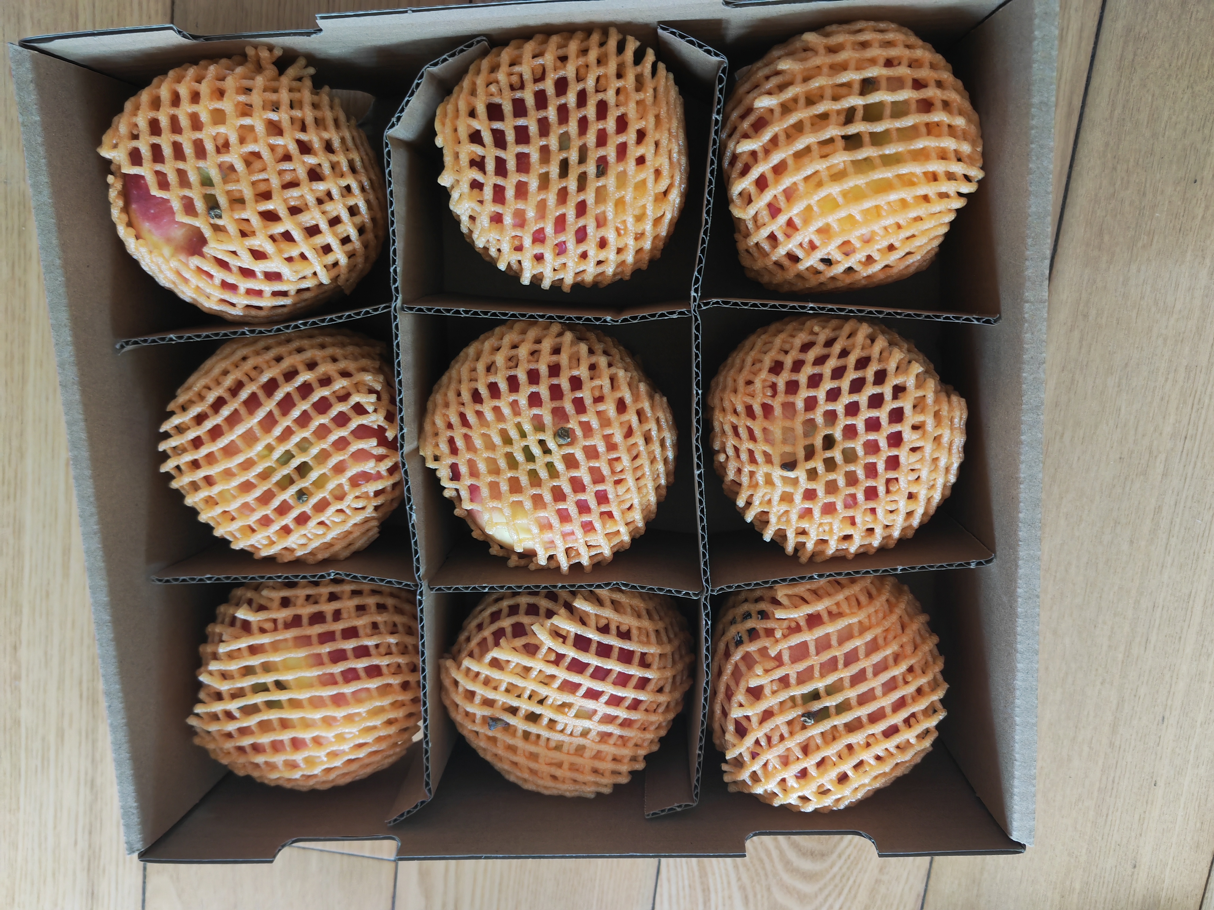 京鲜生 新西兰Dazzle丹烁苹果9粒特级果巨无霸230g-260g起 生鲜水果礼盒 实拍图