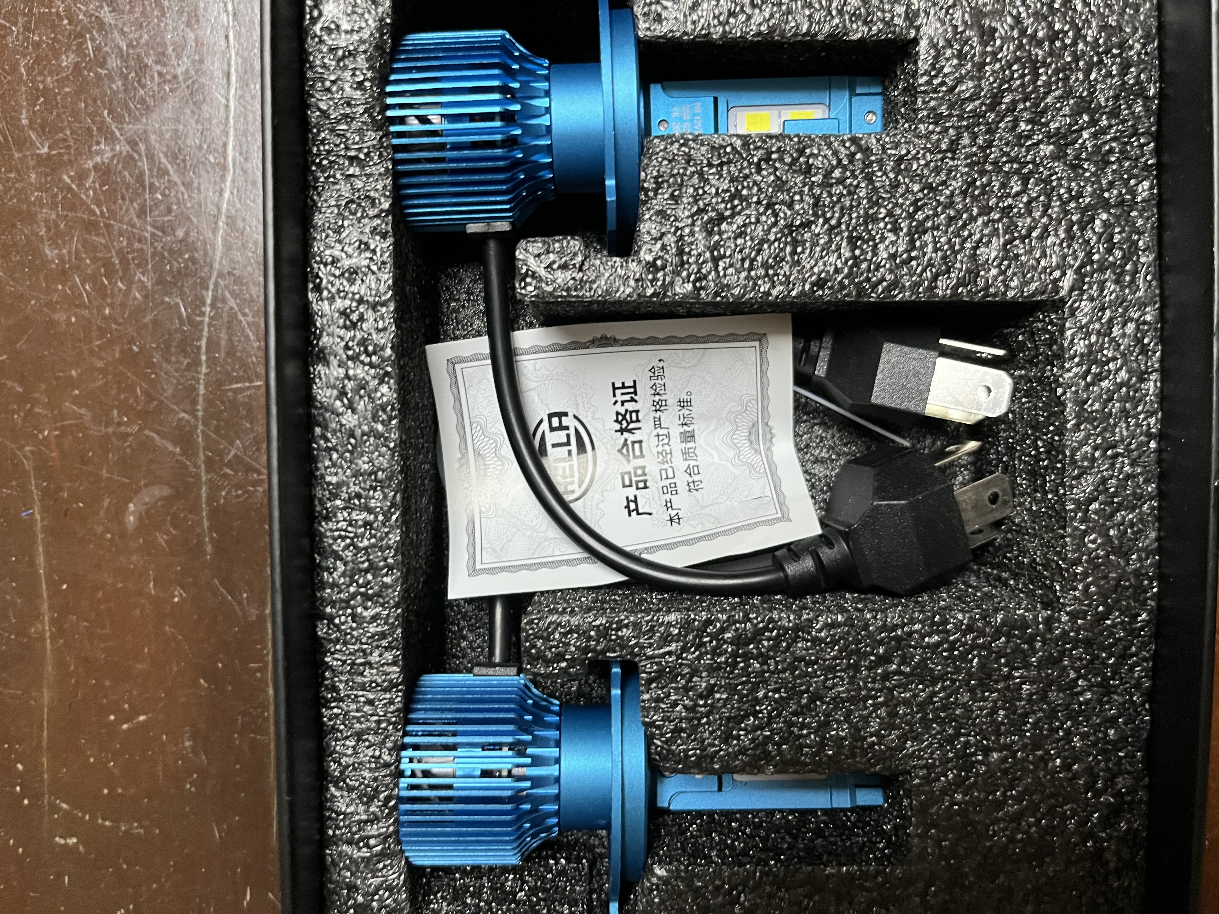 海拉（HELLA）汽车LED大灯 H4灯泡前照灯远近一体三插激聚光6500K亮白光H19灯泡 实拍图
