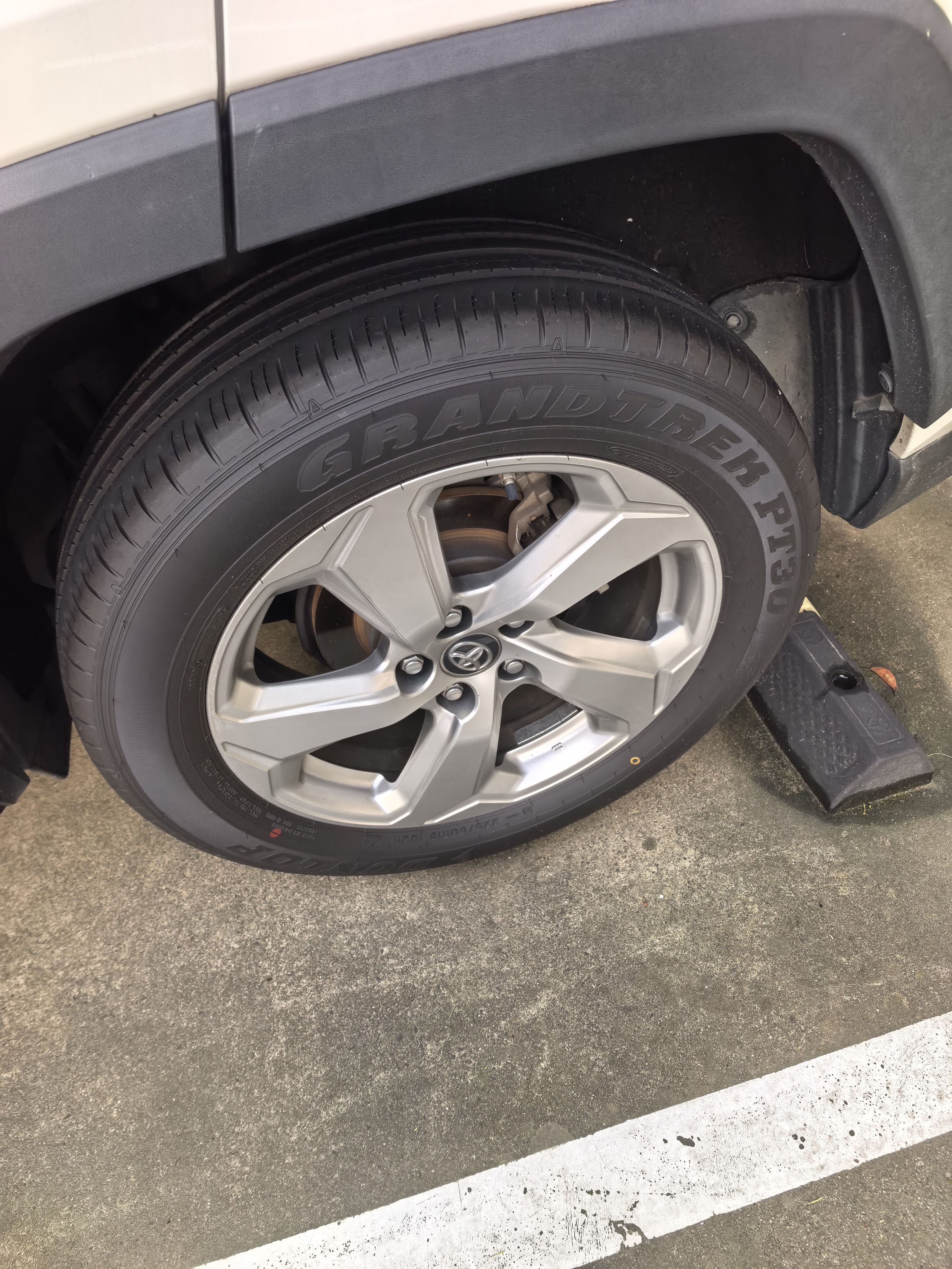 邓禄普（DUNLOP）汽车轮胎 225/60R18 100H GRANDTREK PT30 原配丰田RAV4/凌放 实拍图