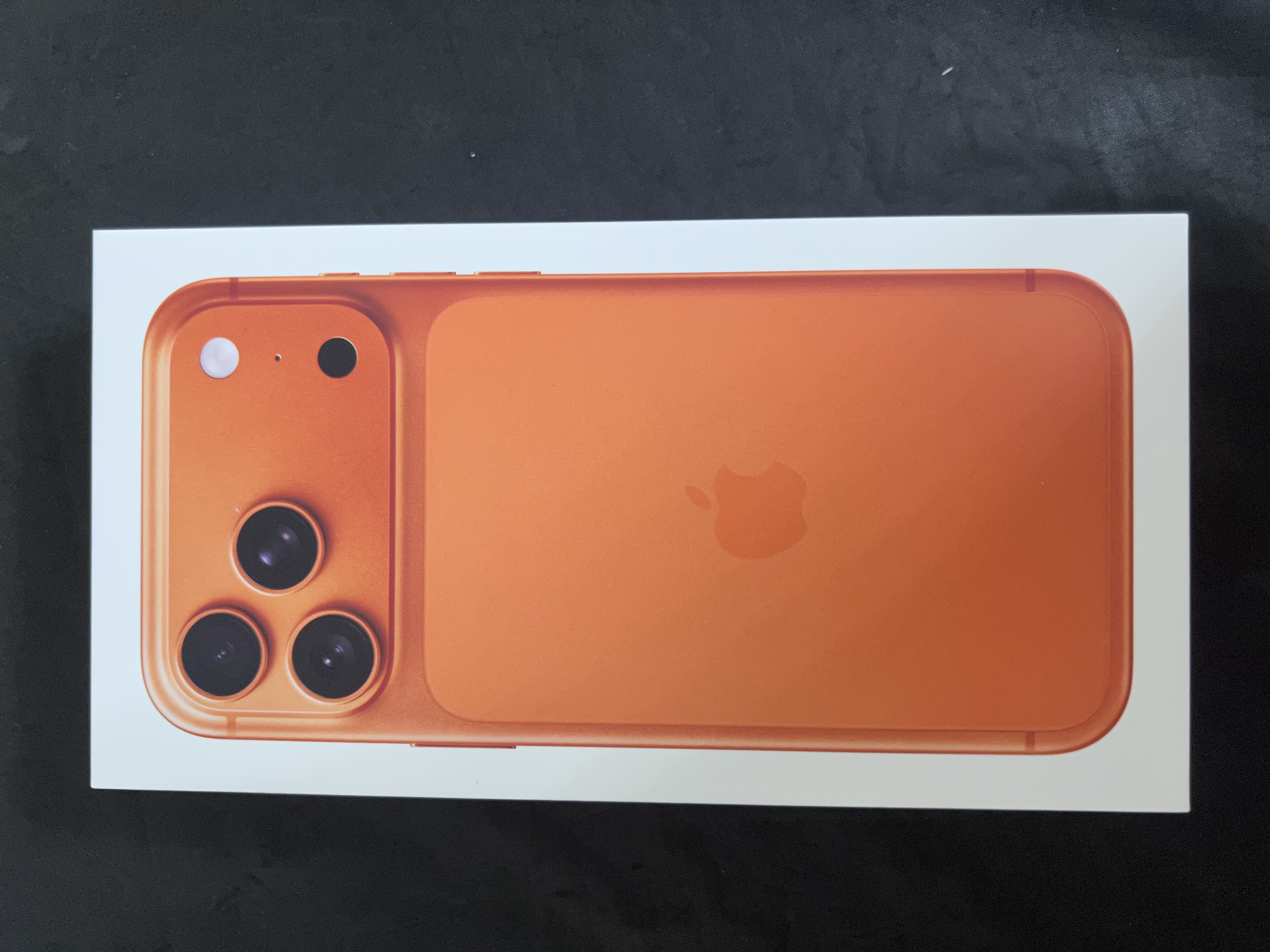 Apple/苹果  iPhone 17 Pro Max 256GB 星宇橙色 支持移动联通电信5G 双卡双待手机 MG044CH/A*企业专享 实拍图