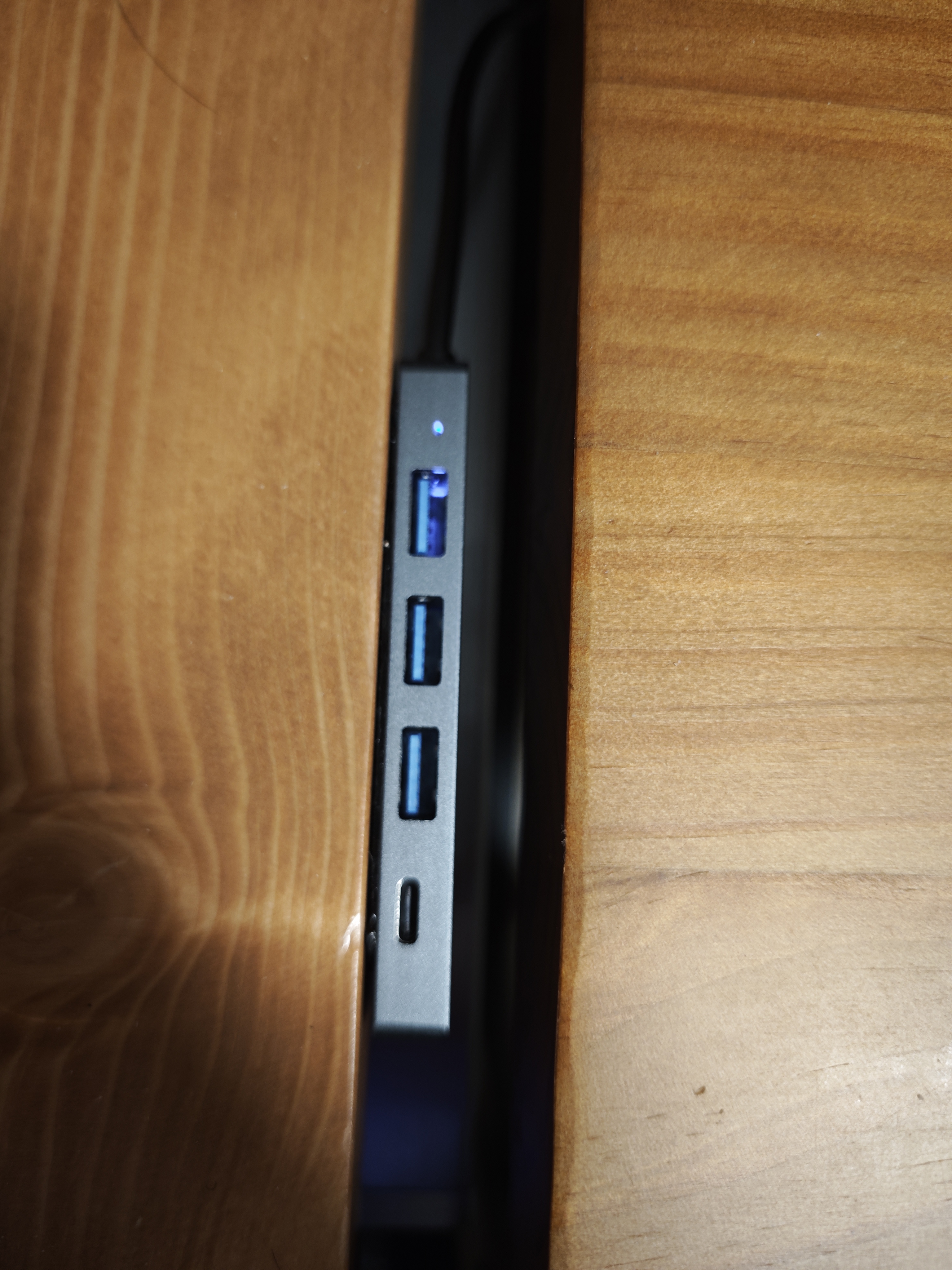 联想USB3.0金属分线器扩展坞高速4合1集线器HUB拓展坞笔记本电脑一拖多转换器转接头延长线C口供电 实拍图