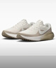 耐克NIKE男子跑步鞋REVOLUTION 8柔软缓震运动鞋新款HJ9198-107白41 实拍图