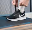 耐克NIKE跑步鞋男透气RUN SWIFT 3运动鞋春夏款DR2695-002黑白42.5 实拍图