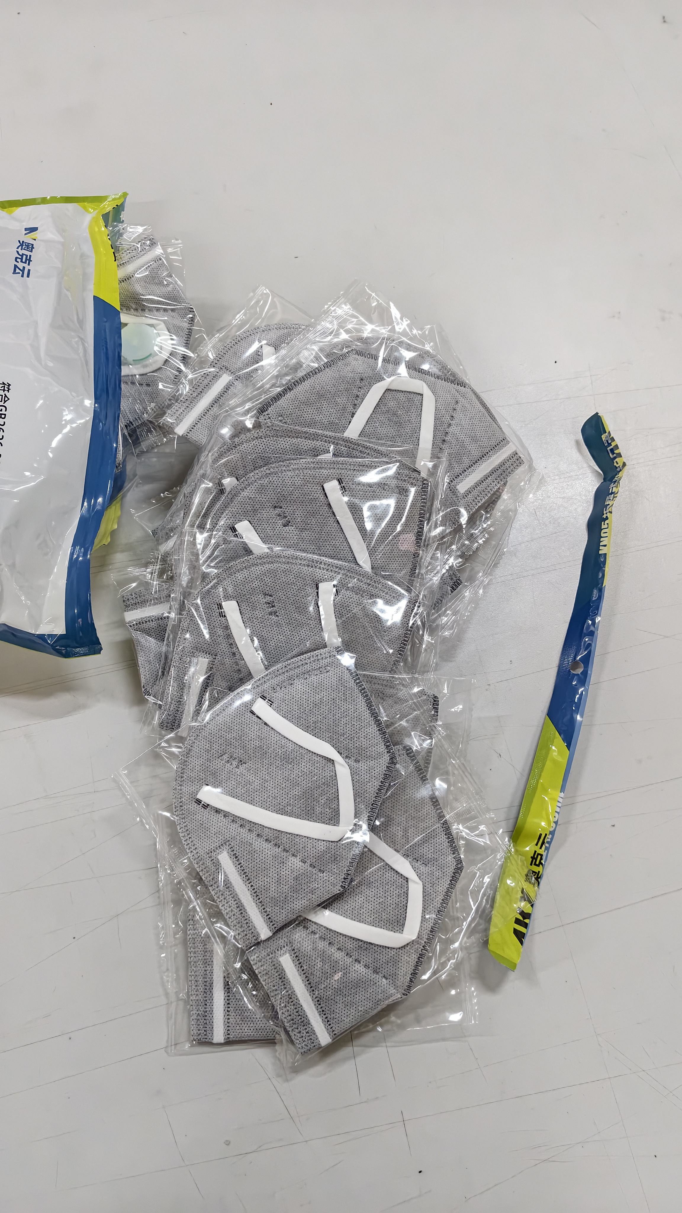 奥克云KN95口罩专业防粉尘透气工业防尘活性炭煤矿用七层独立包装200只 实拍图