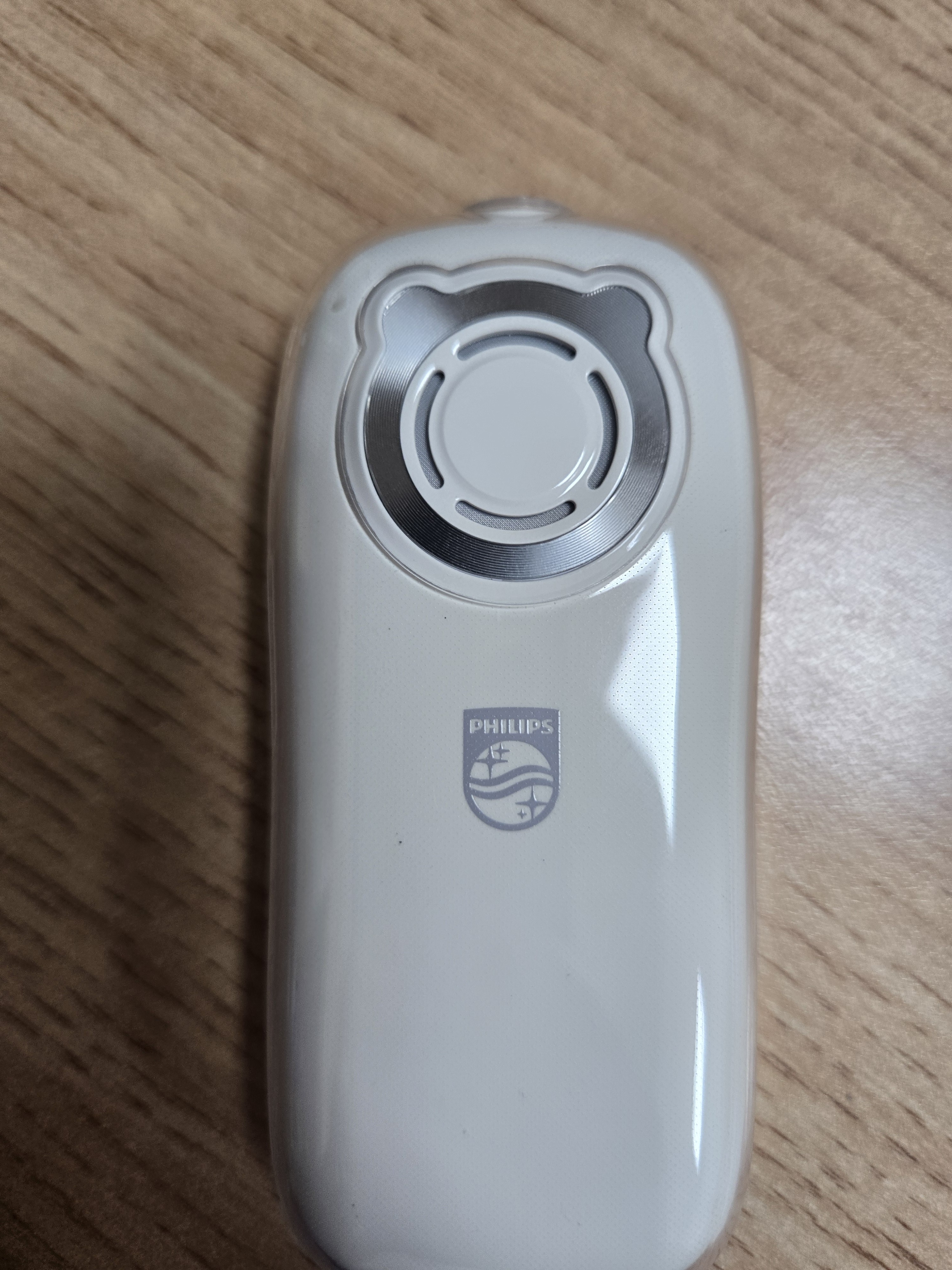 飞利浦（PHILIPS）学生专用手机视频通话小学初高中生无游戏精准定位非智能电话手表备用老年人手机礼物 E6801白色 实拍图