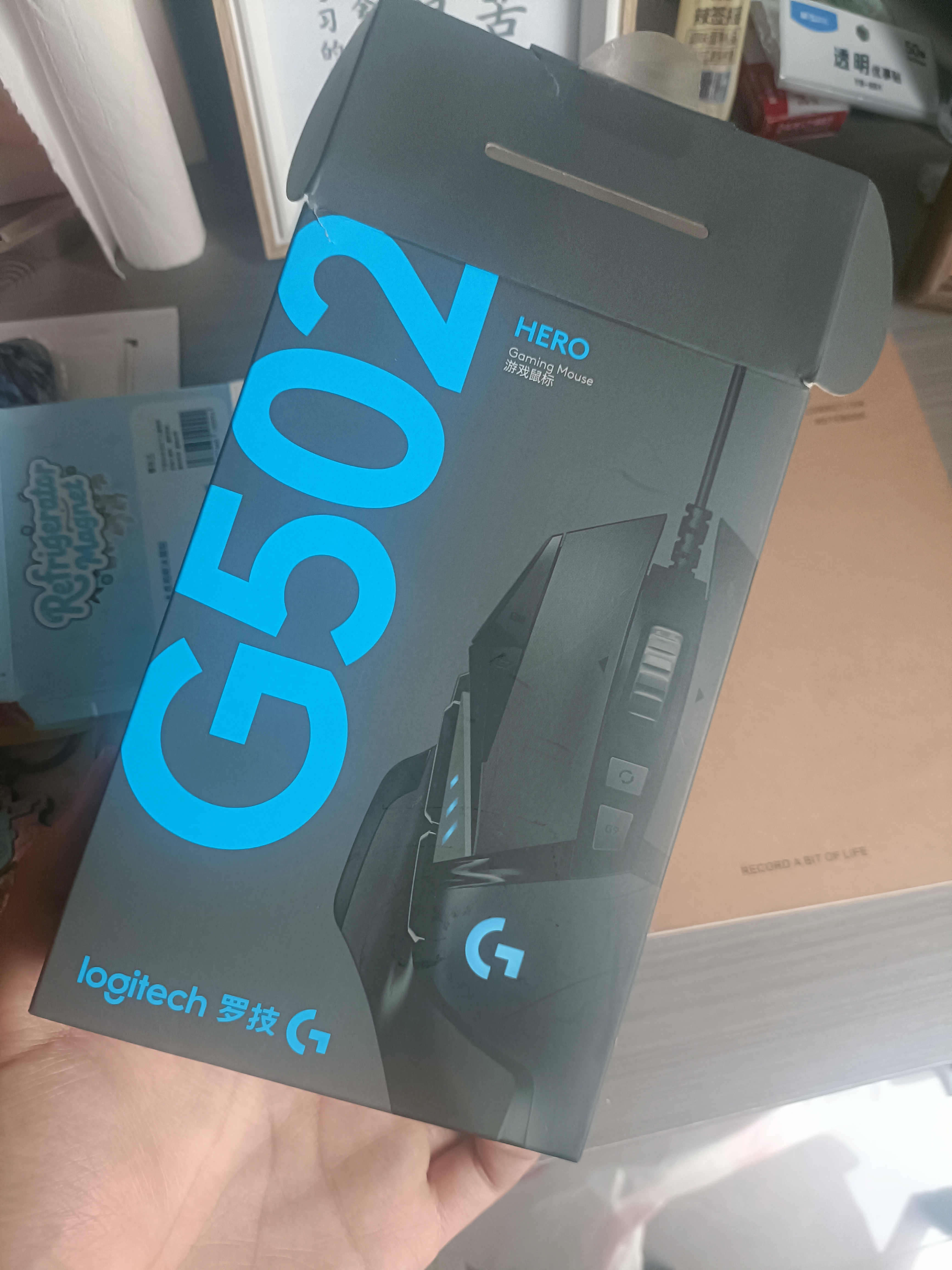 罗技（G） G502 HERO主宰者 有线鼠标 游戏鼠标  g502hero  可配重HERO引擎 礼盒送男友 RGB炫彩灯光 G502HERO+鼠标垫 实拍图