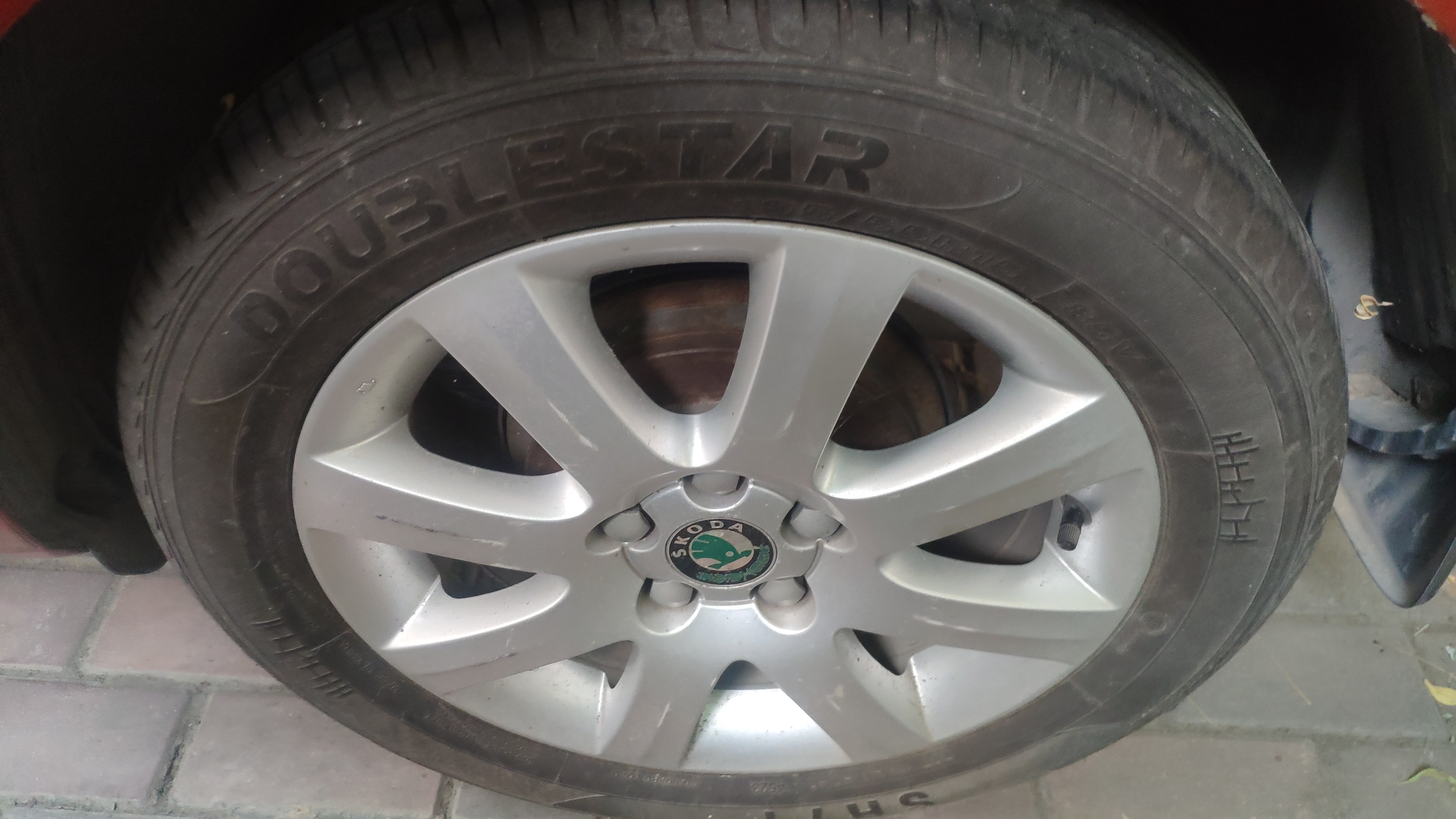 双星JUOGO轮胎 195/55R15 85V SH71适配凯越/悦翔V7/奇瑞E5/A5 实拍图