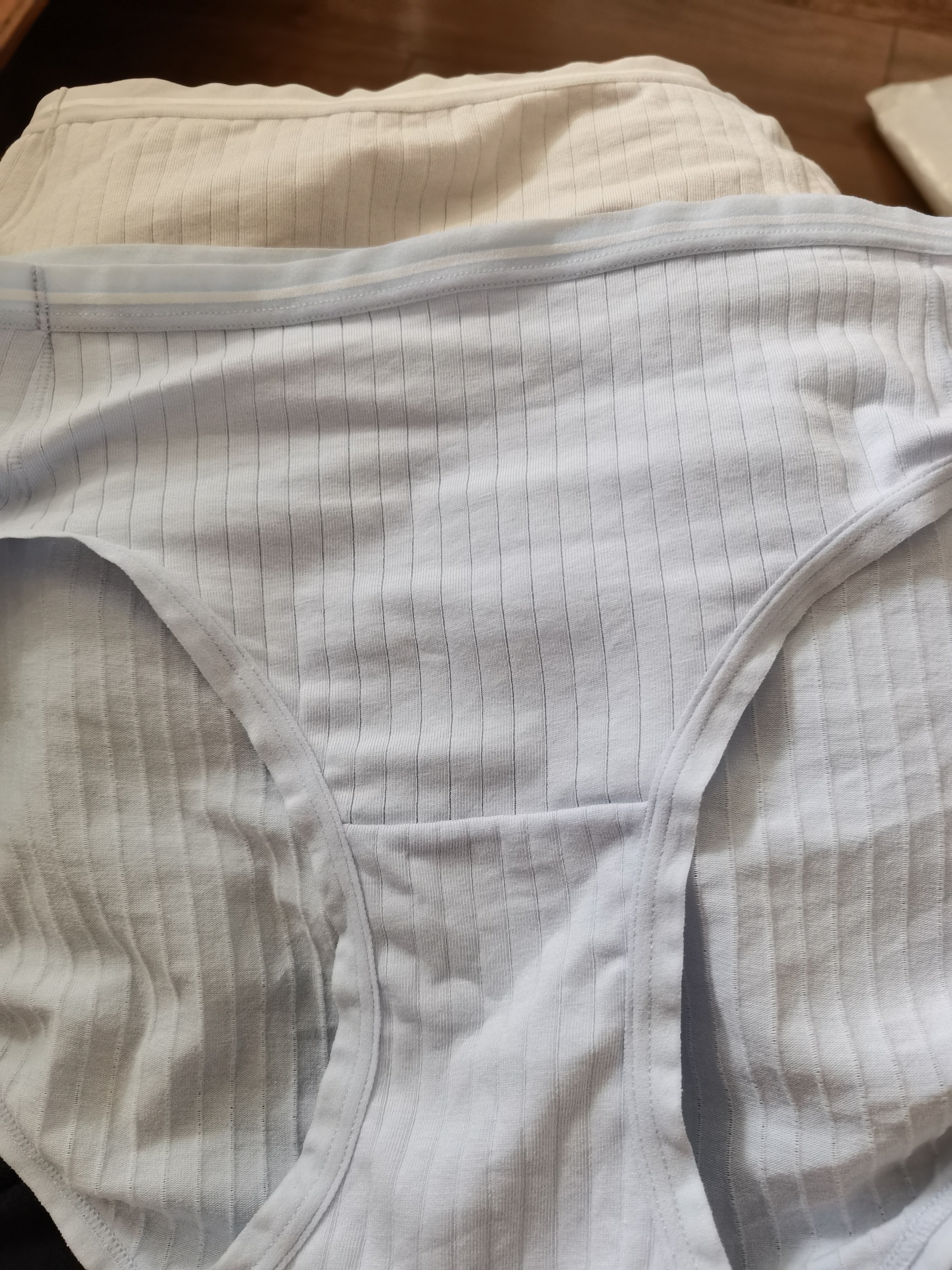 全棉时代女士内裤95%棉抗菌透气中腰竖条肌理弹力贴身舒适三角裤3条装 实拍图