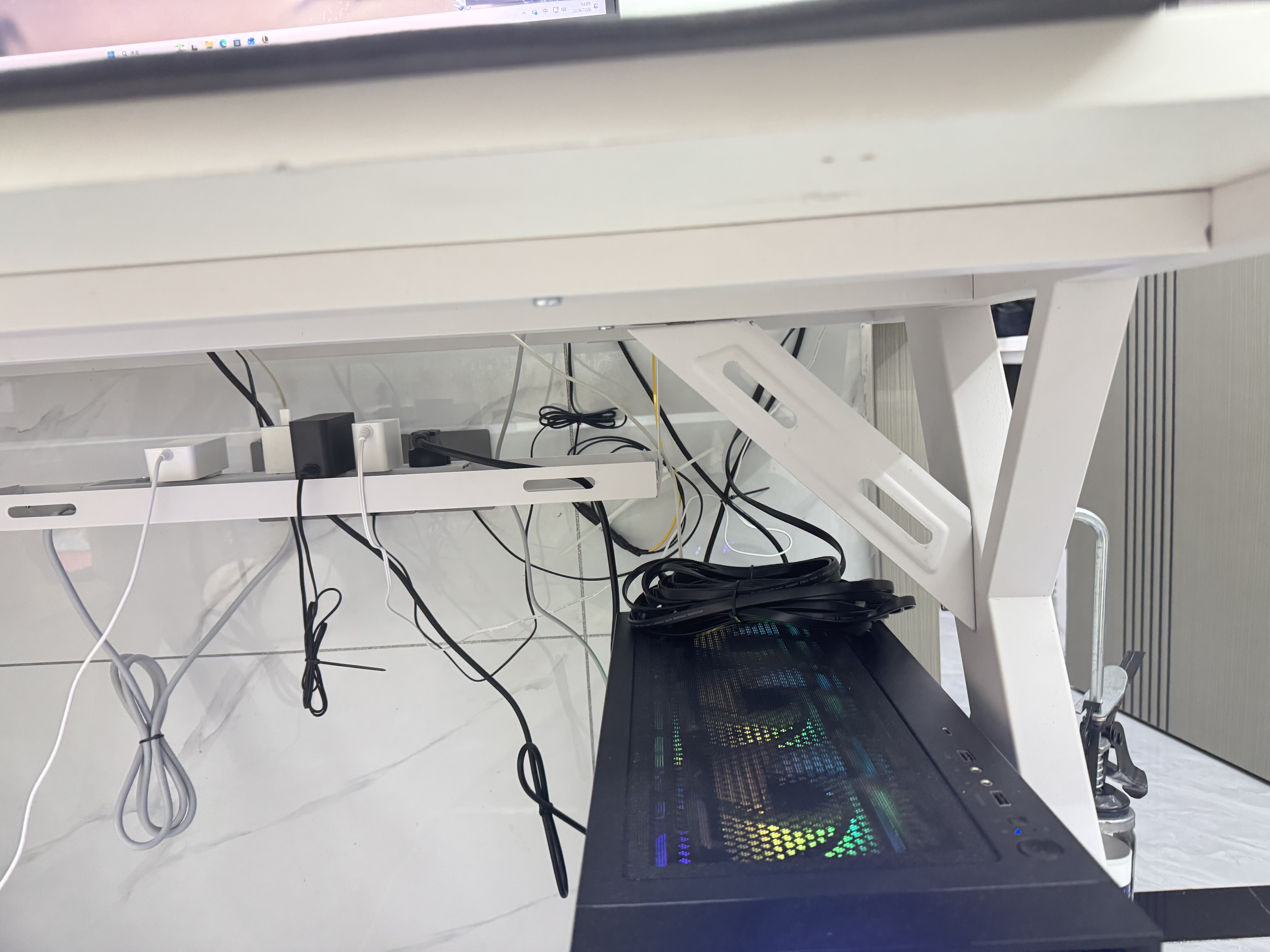 蔓斯菲尔（MSFE）电竞桌台式电脑桌X影系列二段式双人书桌办公学习ENF级实木生态板 实拍图