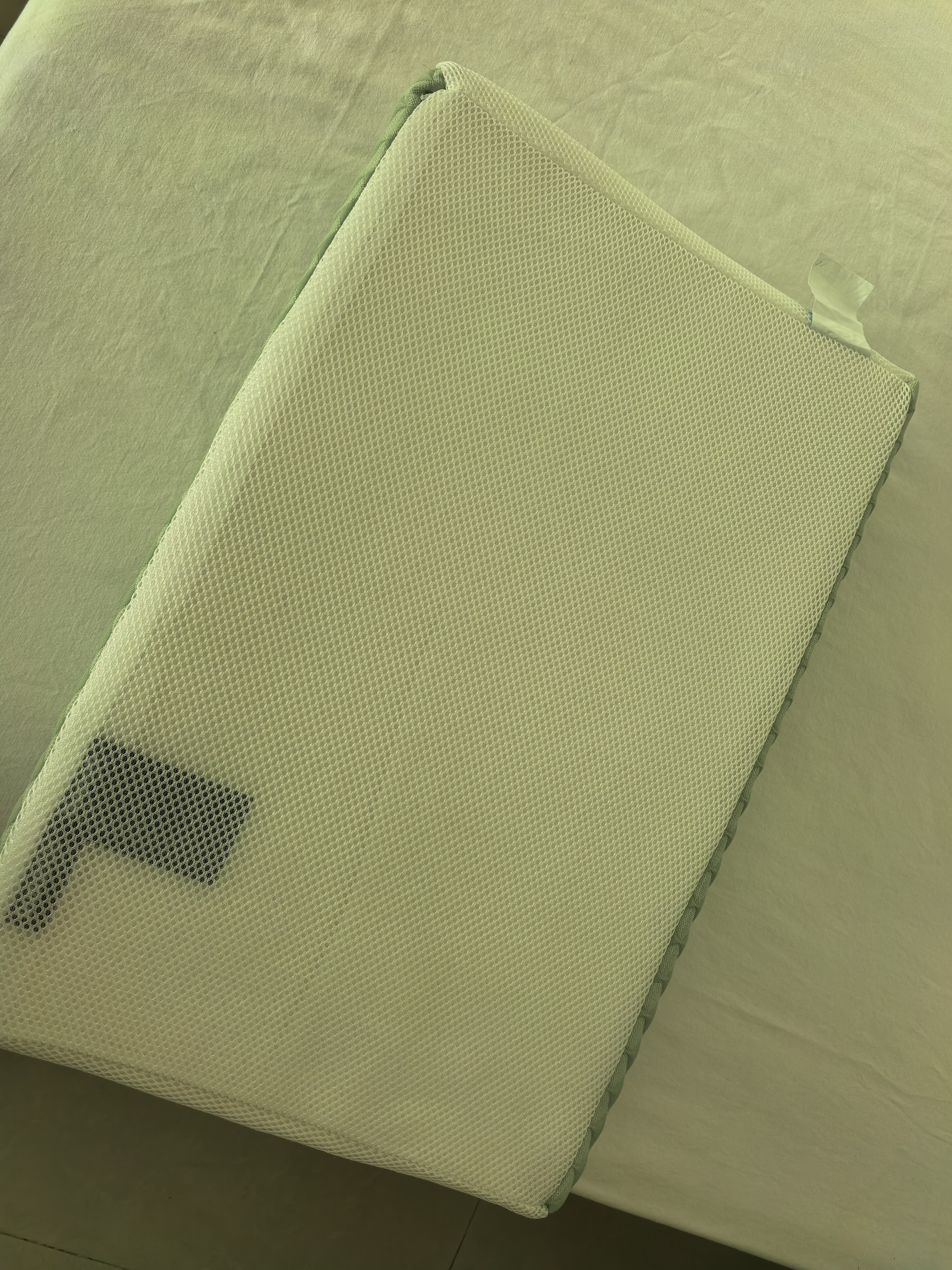 无印良品A类冰丝乳胶枕套一对装 可水洗菱形格枕头套枕芯套 40x60cm 实拍图