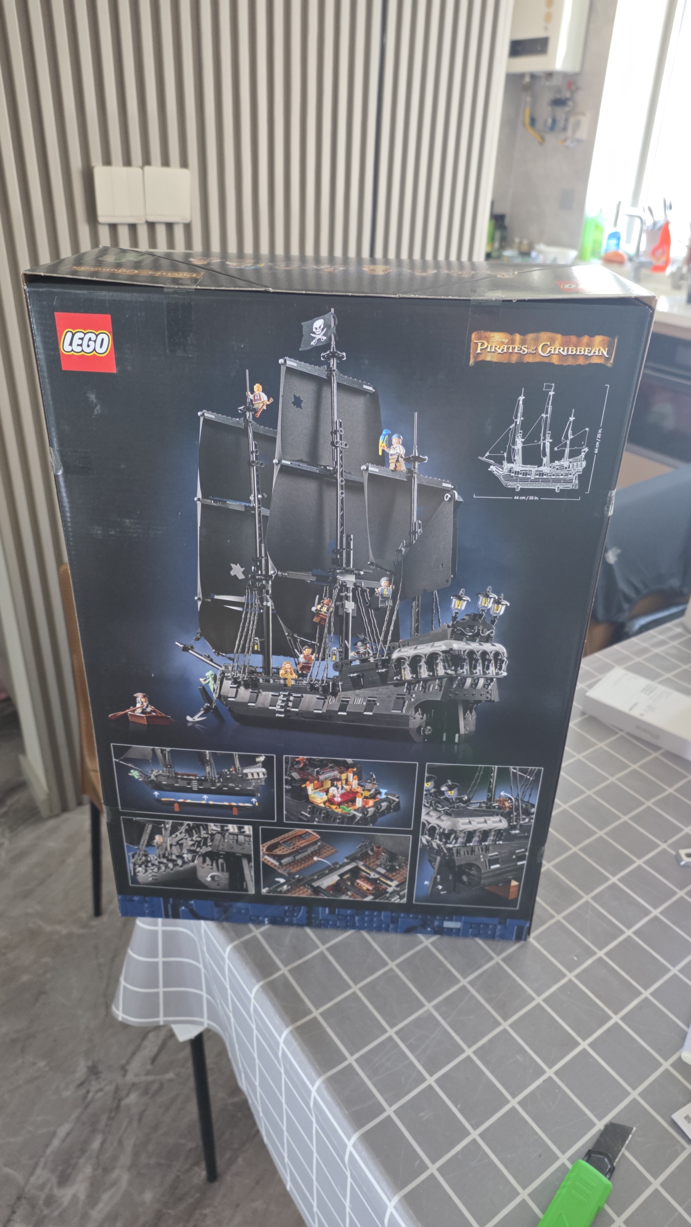 乐高（LEGO）积木机械组42115 兰博基尼FKP男女孩玩具生日礼物家居装饰摆件 实拍图