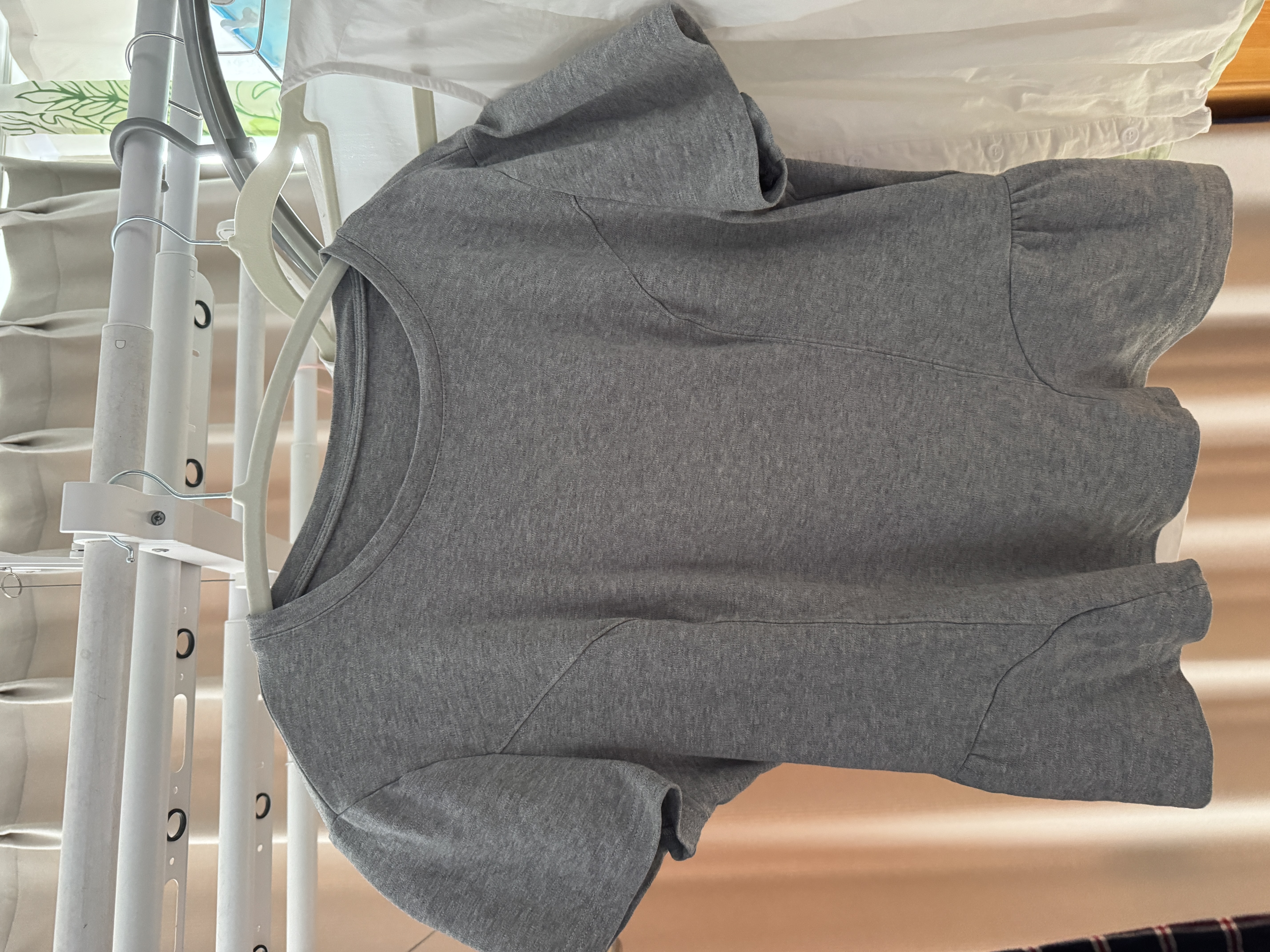 尚静短袖t恤女26年夏新女装简约风明线装饰拼接下摆收腰小个子上衣女 实拍图