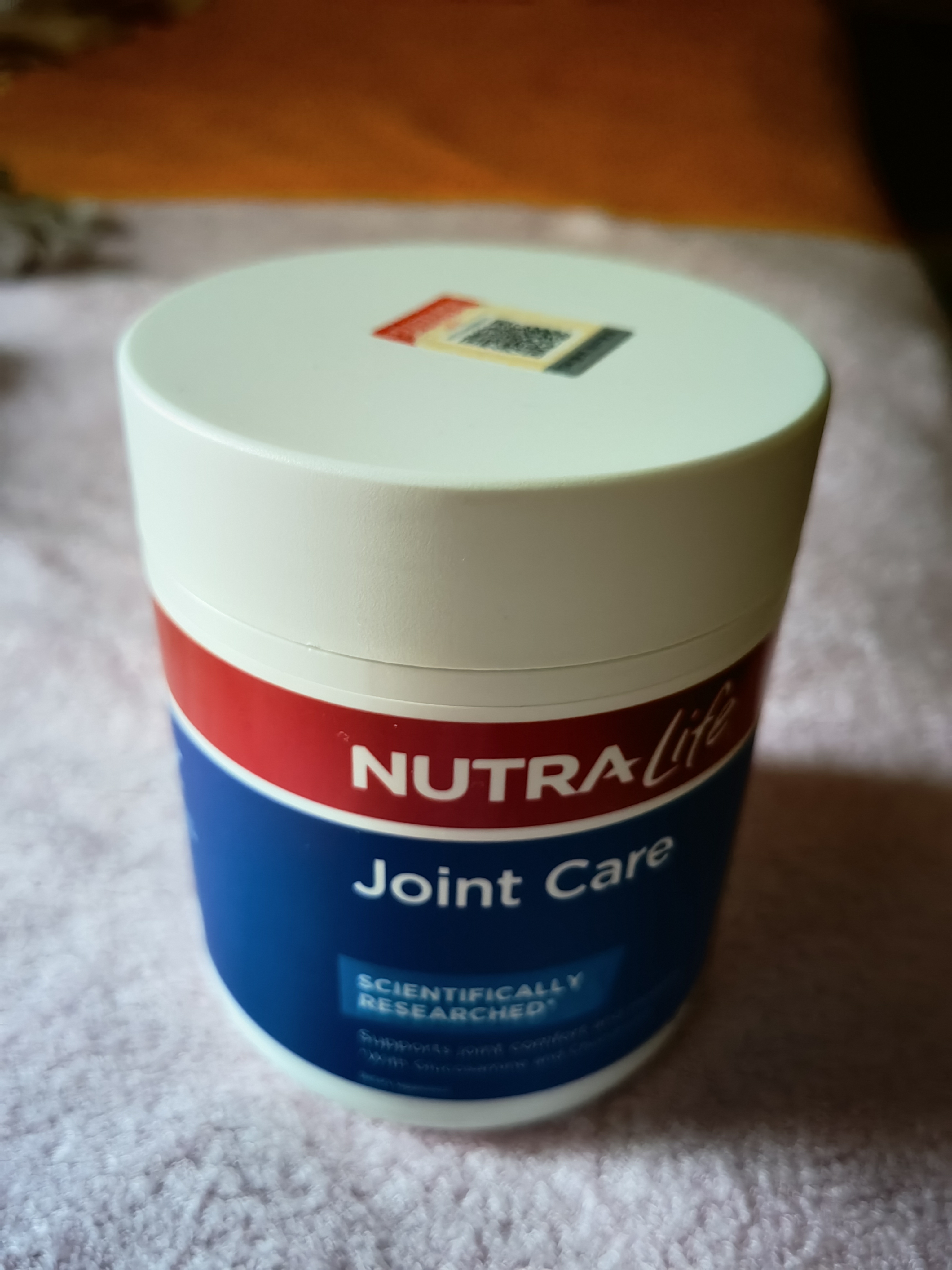 纽乐（NutraLife）氨糖软骨素维骨力 骨骼健康中老年保健品 原装进口 关节灵胶囊 200粒*1瓶 实拍图