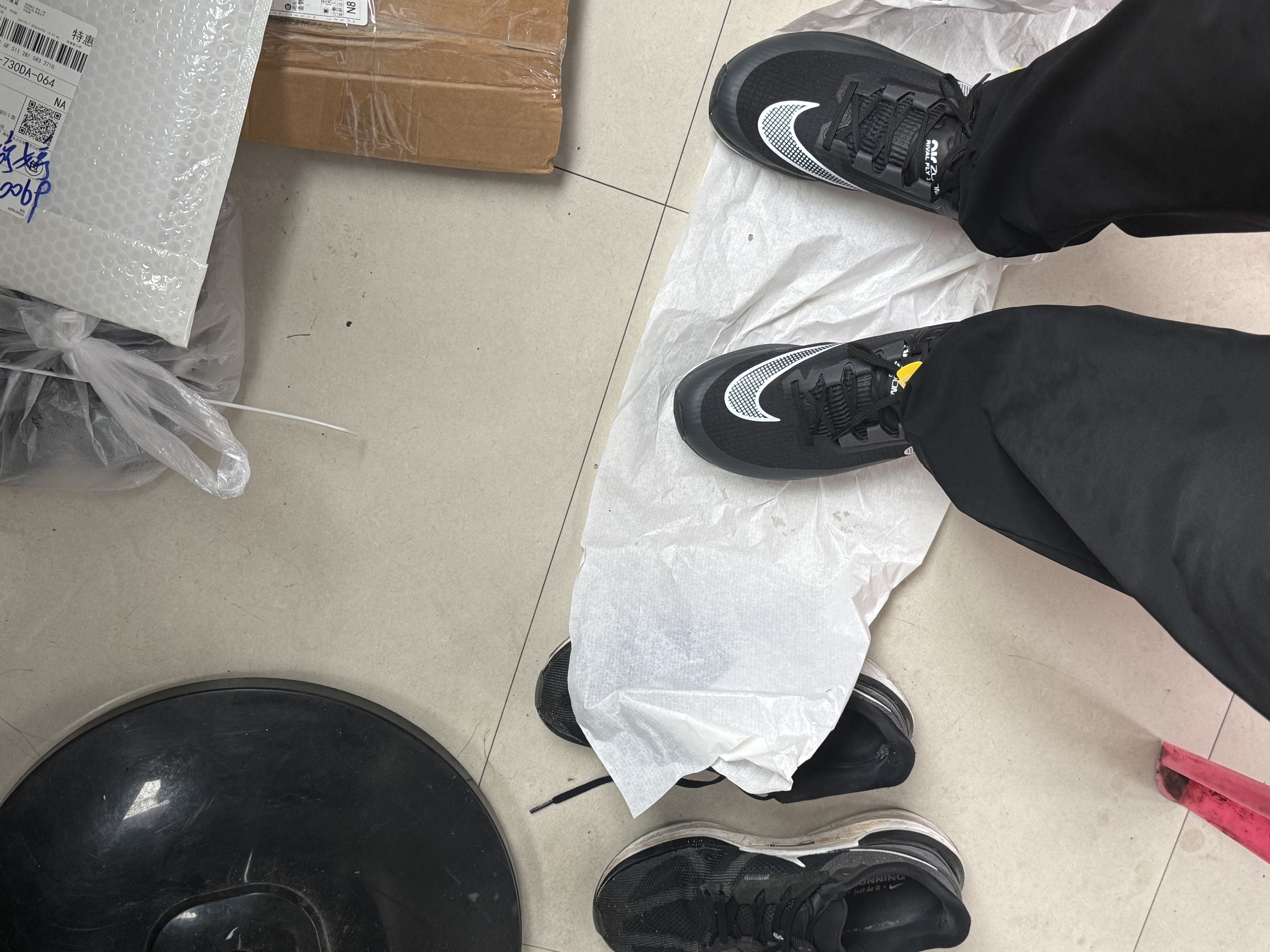 耐克NIKE跑步鞋男无碳板体考竞速跑鞋CT2405-001黑白44 实拍图