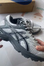 亚瑟士ASICS男鞋网面跑步鞋缓震跑鞋透气舒适运动鞋 GEL-FLUX 4 灰色/黑色 43.5 实拍图