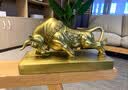 上善若水（sanstyle）全黄铜牛摆件聚财金牛牛转乾坤家居装饰客厅办公室开业牛工艺礼品 中号《旺市牛》黄铜 实拍图