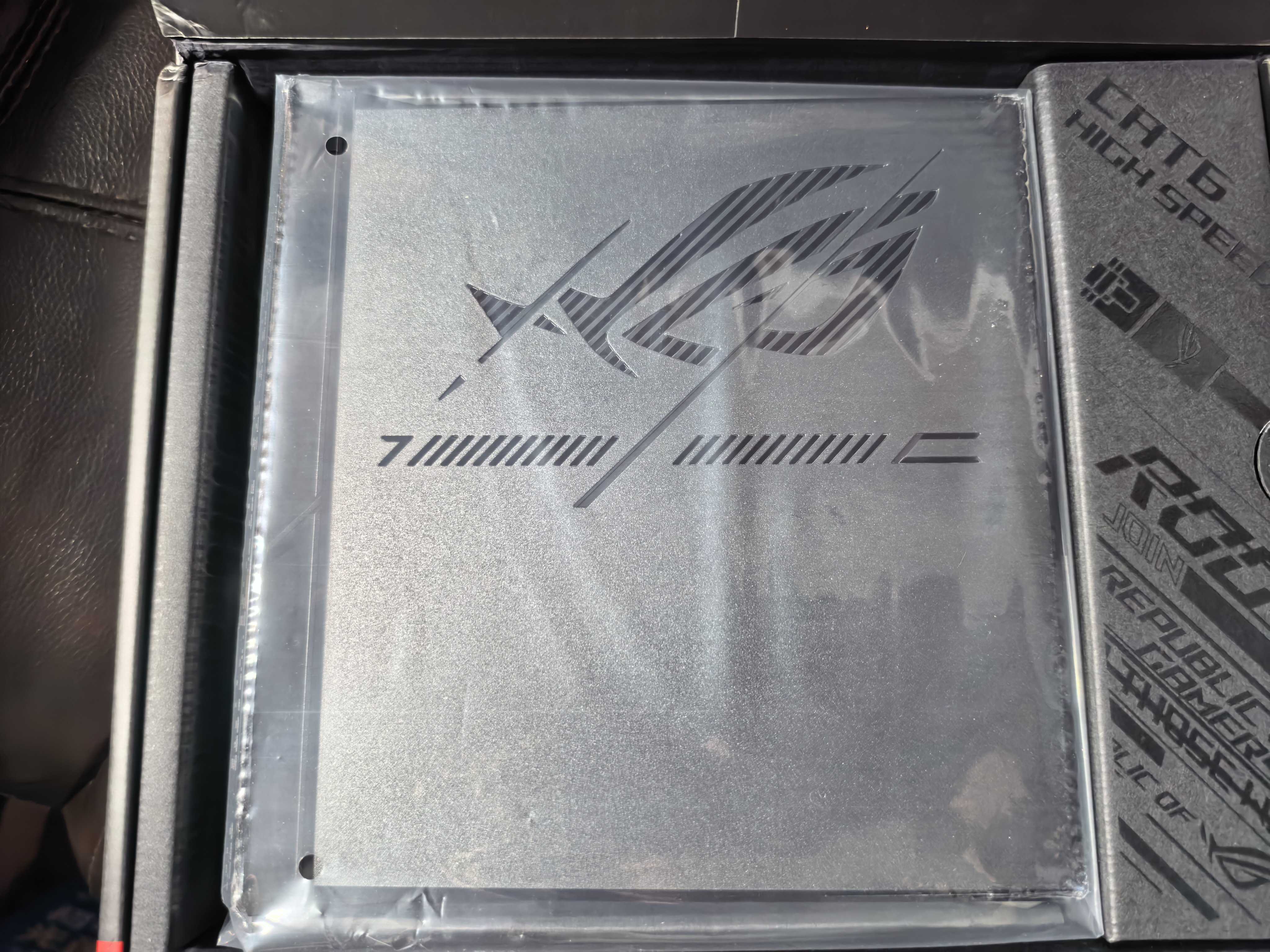 华硕（ASUS）【焕新补贴】ROG魔盒Pro Max WiFi7电竞三频万兆路由器双万兆口+5个2.5G口家用无线Aimesh随心组 实拍图