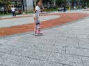 欧欧轮滑鞋儿童溜冰鞋男女童初学套装中小学滑轮滑冰旱冰鞋成人直排轮 粉-八轮全闪+头盔护具+铝合金支架 M (适合6-12岁)平时鞋码32-36 实拍图