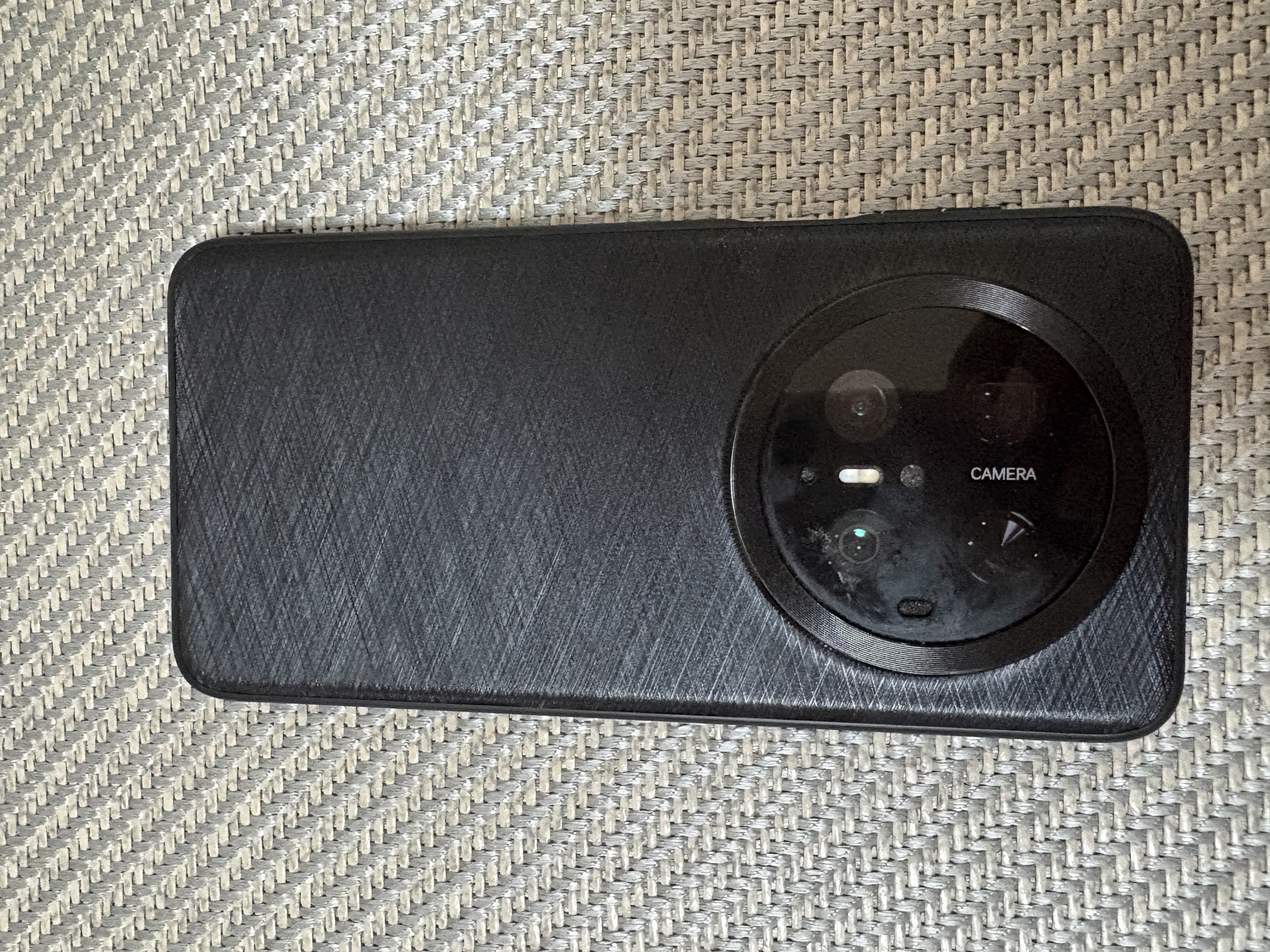 摩斐【星光饰钉丨镜头全包】适用华为mate70pro手机壳70pro+防摔真素皮超薄散热磨砂硅胶软边优享版 实拍图