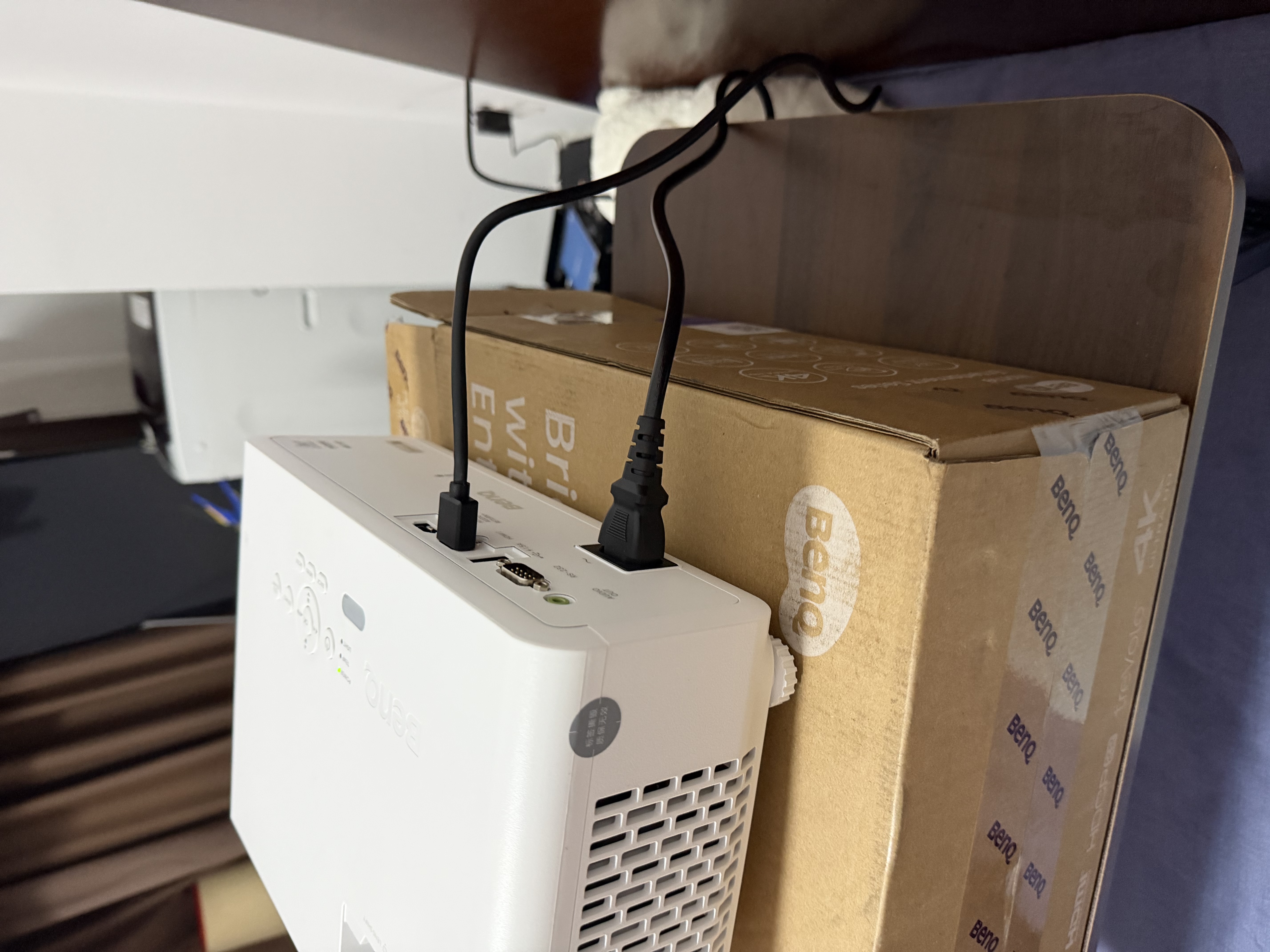 明基（BenQ）TK710投影仪家用 激光投影 240Hz高刷（4K超清 0.65大芯片 3200流明 HDR Pro 镜头位移） 实拍图