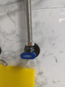 uni三菱【热门商品】 uni-ball UM-100黑色中性笔0.5mm黑笔签字笔商务学生考试专用水性笔套装 5支 实拍图