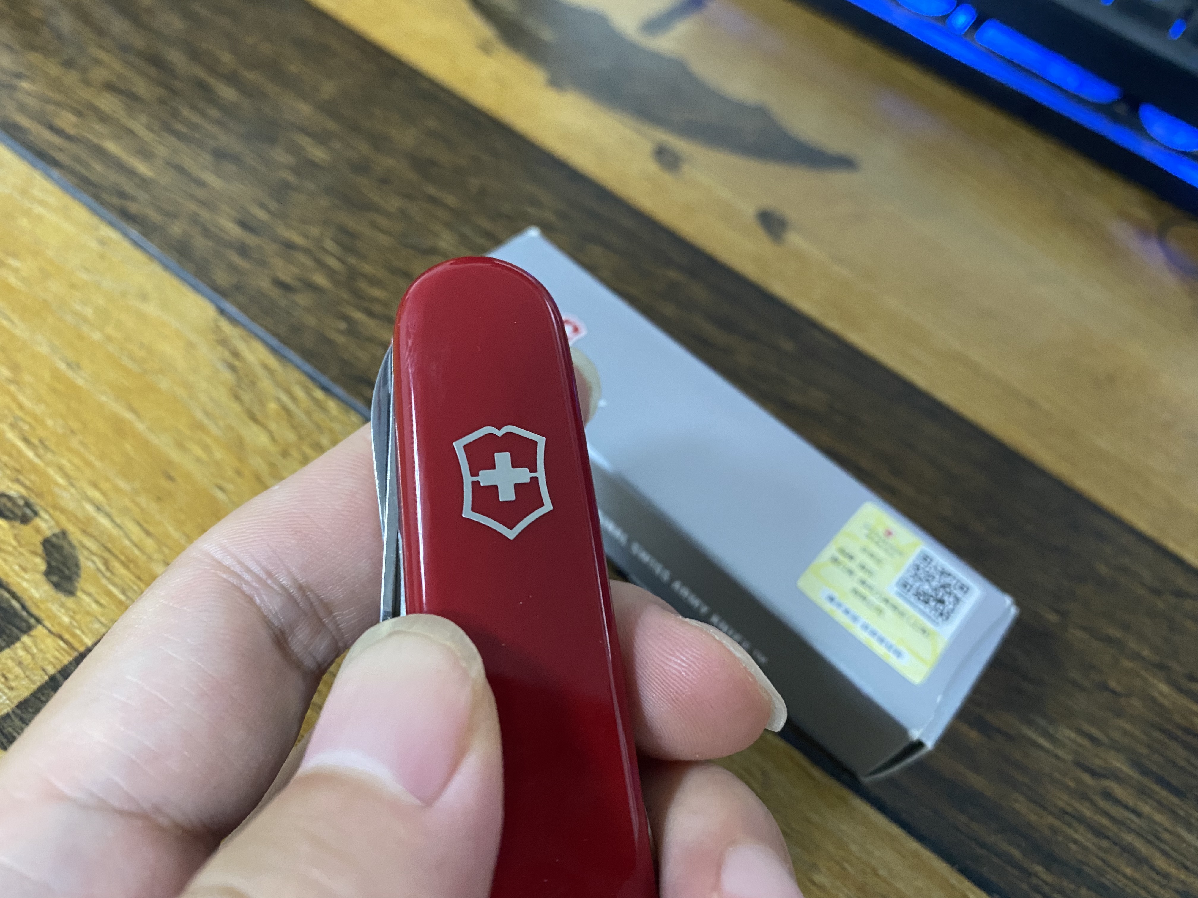 维氏瑞士军刀超级修补匠14项多功能水果刀刀折叠刀红色1.4703 实拍图