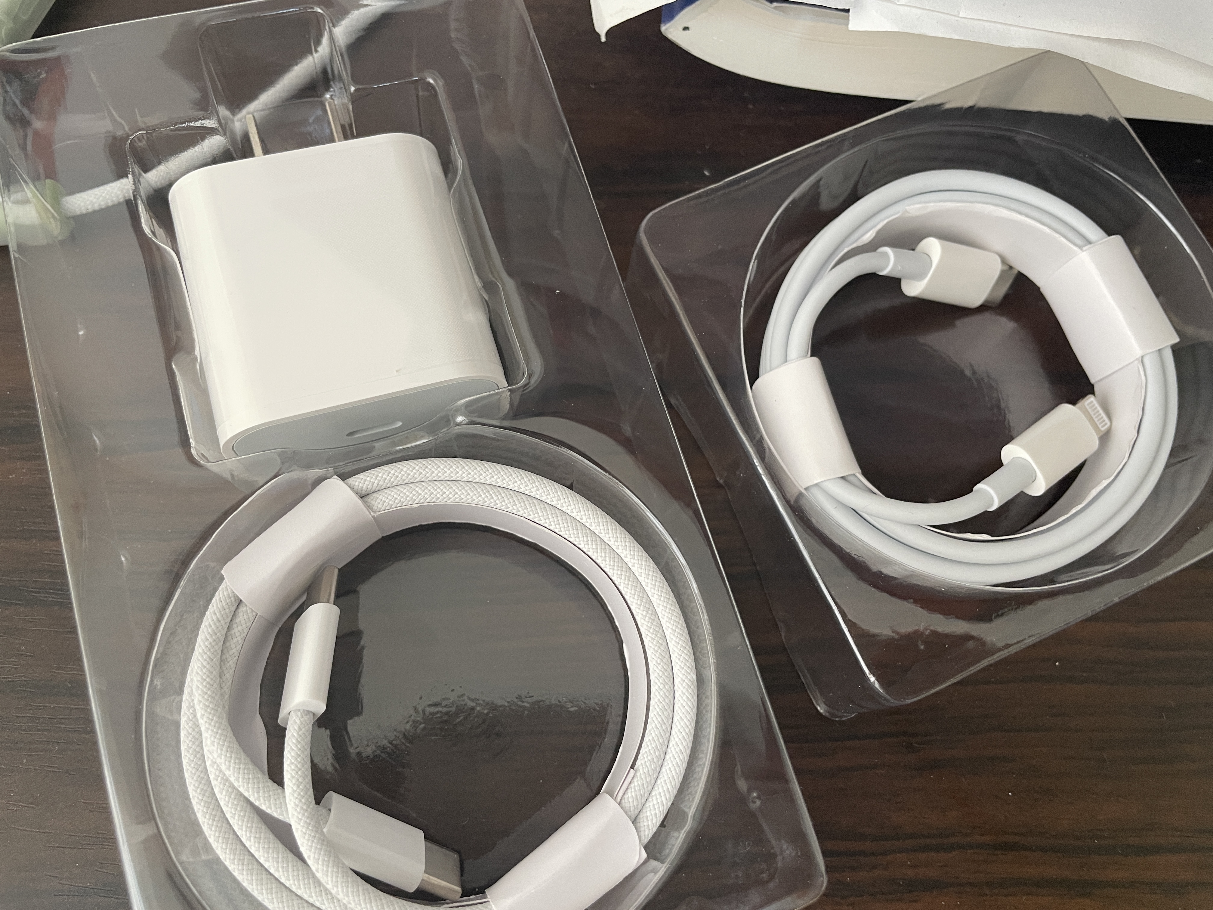 原装适配苹果充电器正品充电线氮化镓30W快充线PD套装原装iPhone14ProMax13/12/11/XR手机充电头数据线 【适配苹果15-17系列】30W快充头+2米编织线 3C+PD双认证丨安全 实拍图