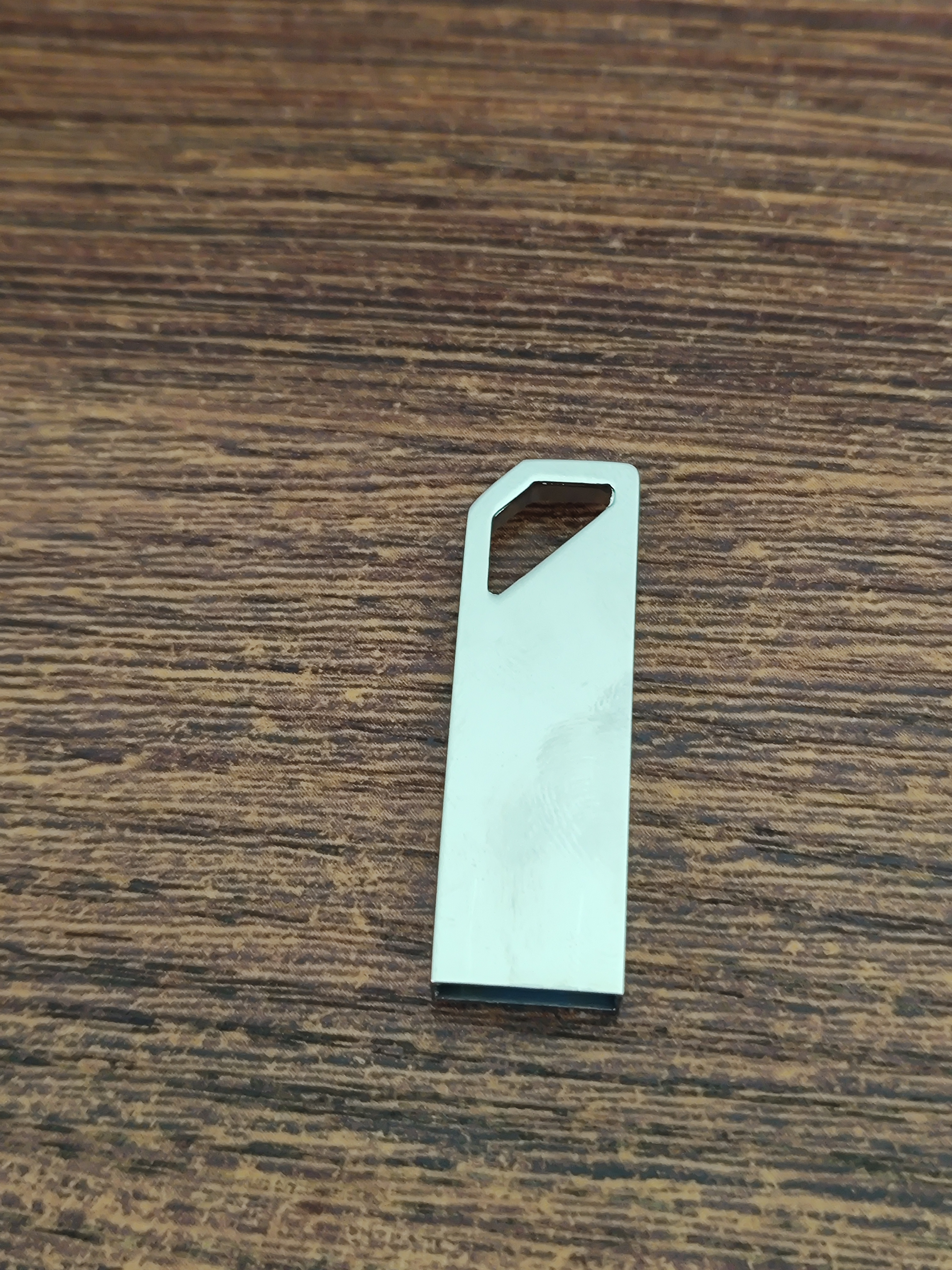 爱国者（aigo）128GB USB3.2 Gen 1 U盘 读速150MB/s U315 金属外壳  学生办公投标电脑车载通用 便携 大容量优盘 实拍图
