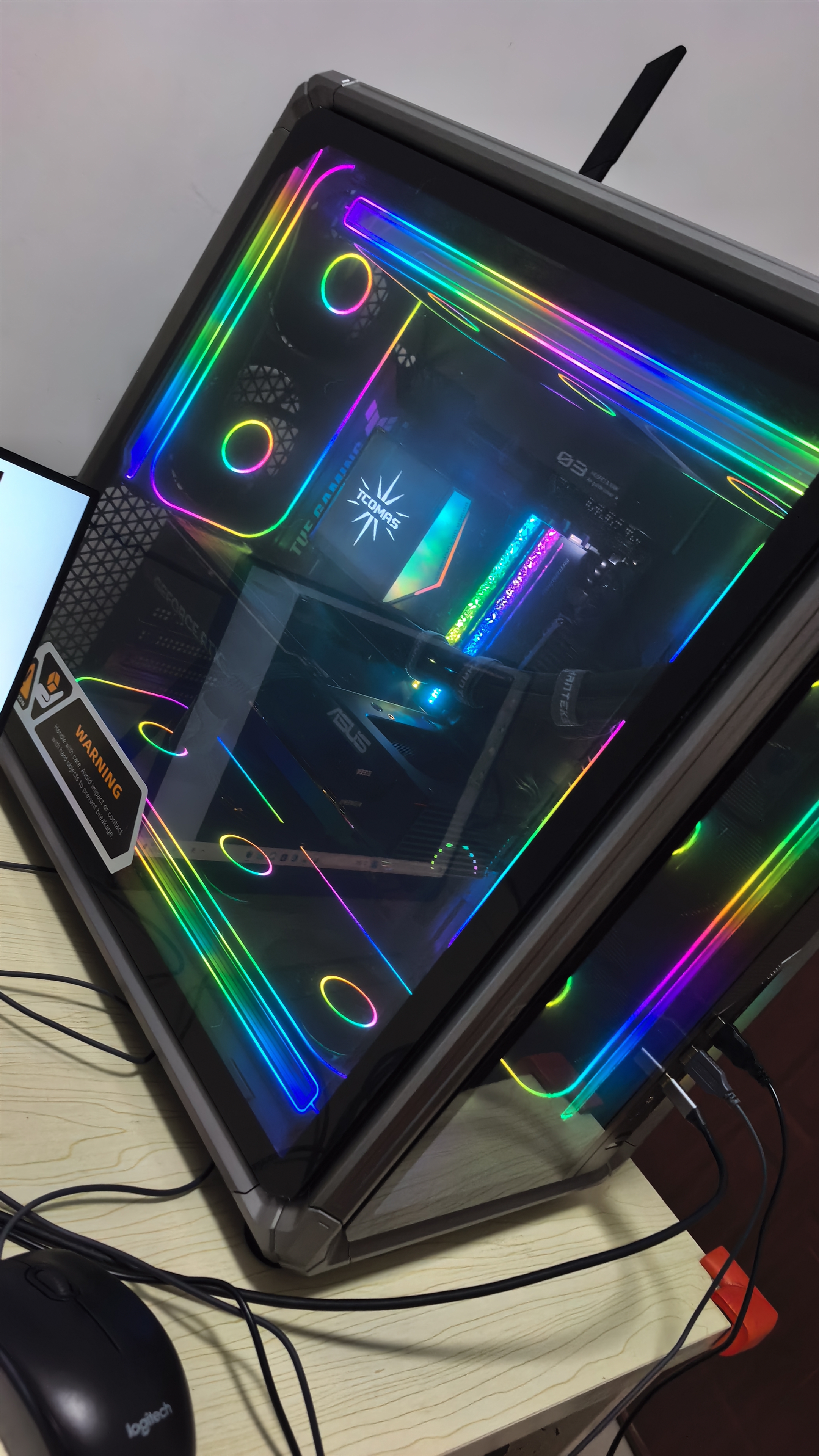 华硕TUF GAMING B850M-PLUS WIFI7重炮手主板+AMD 锐龙7  9800X3D CPU  主板+CPU套装 实拍图