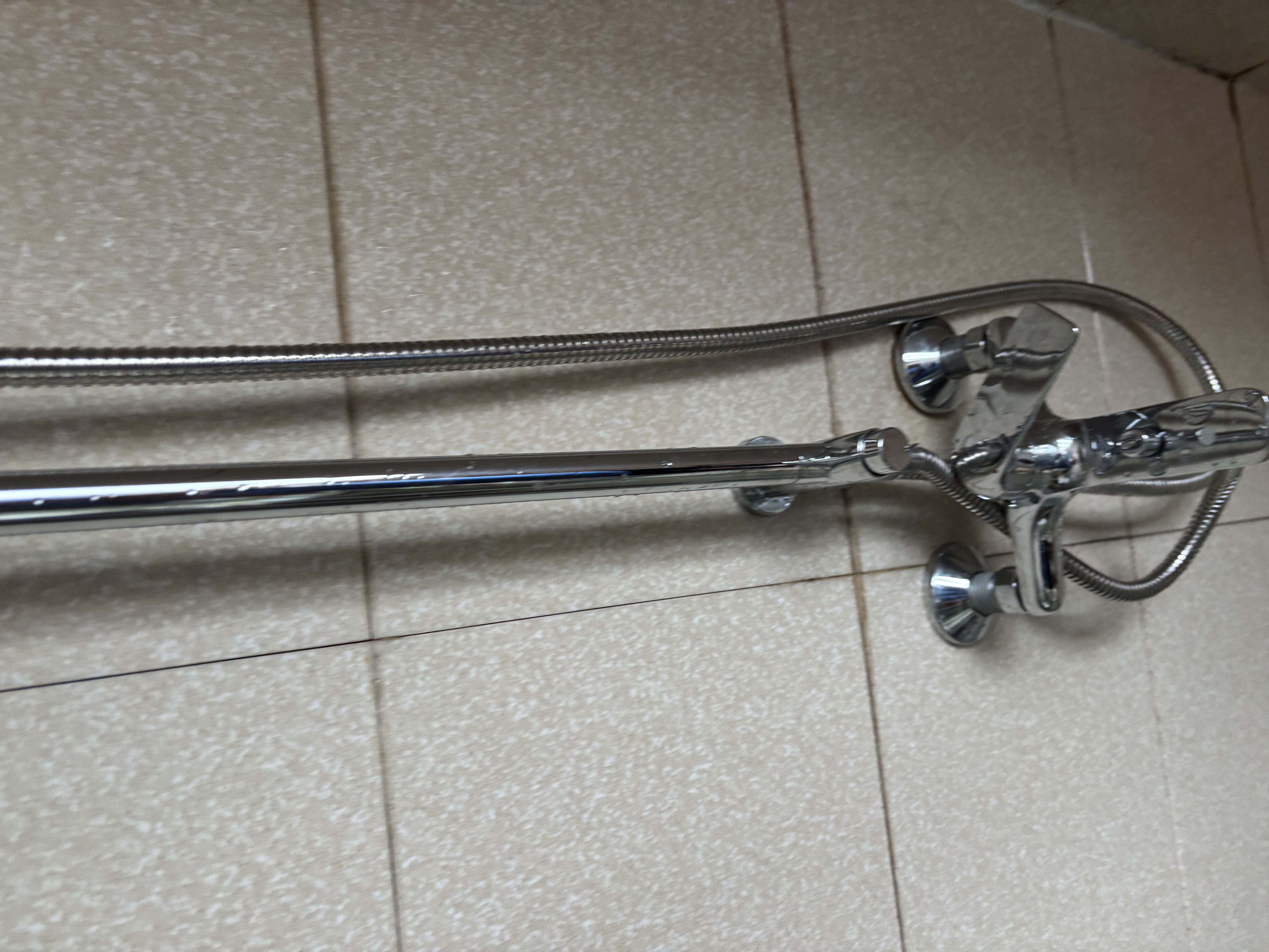 科勒（KOHLER） 淋浴一体式花洒淋雨器简易明装浴室沐浴套装顶喷手持喷头77365 新品惊爆价|全铜本体|芙芮凌三出水常规款 实拍图