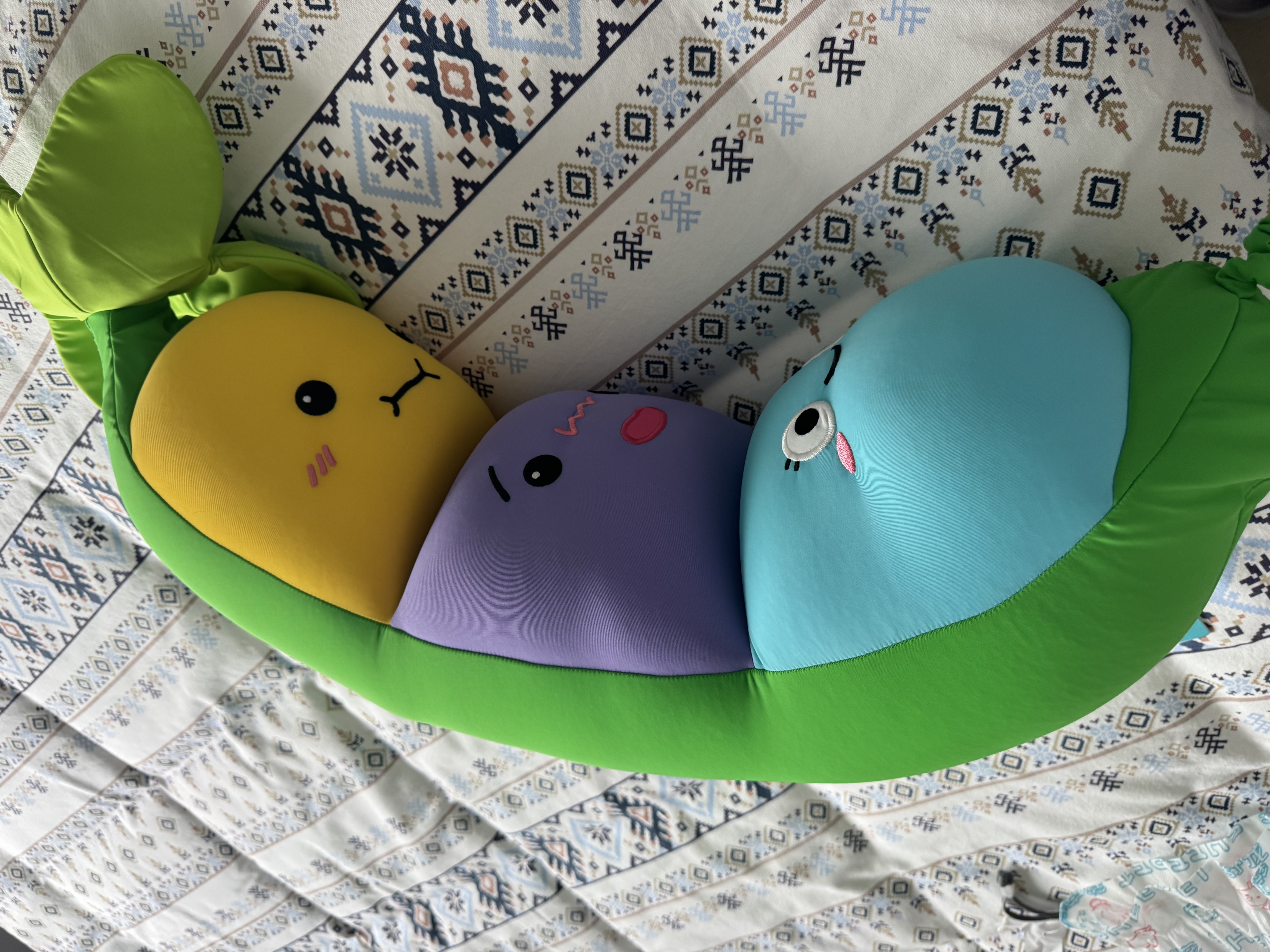 舒宠（sheepet）毛绒玩具公仔抱枕靠背枕头靠垫午睡枕趴睡枕抱抱枕男女生生日礼物 大号青豆公仔（720*230*320mm） 实拍图
