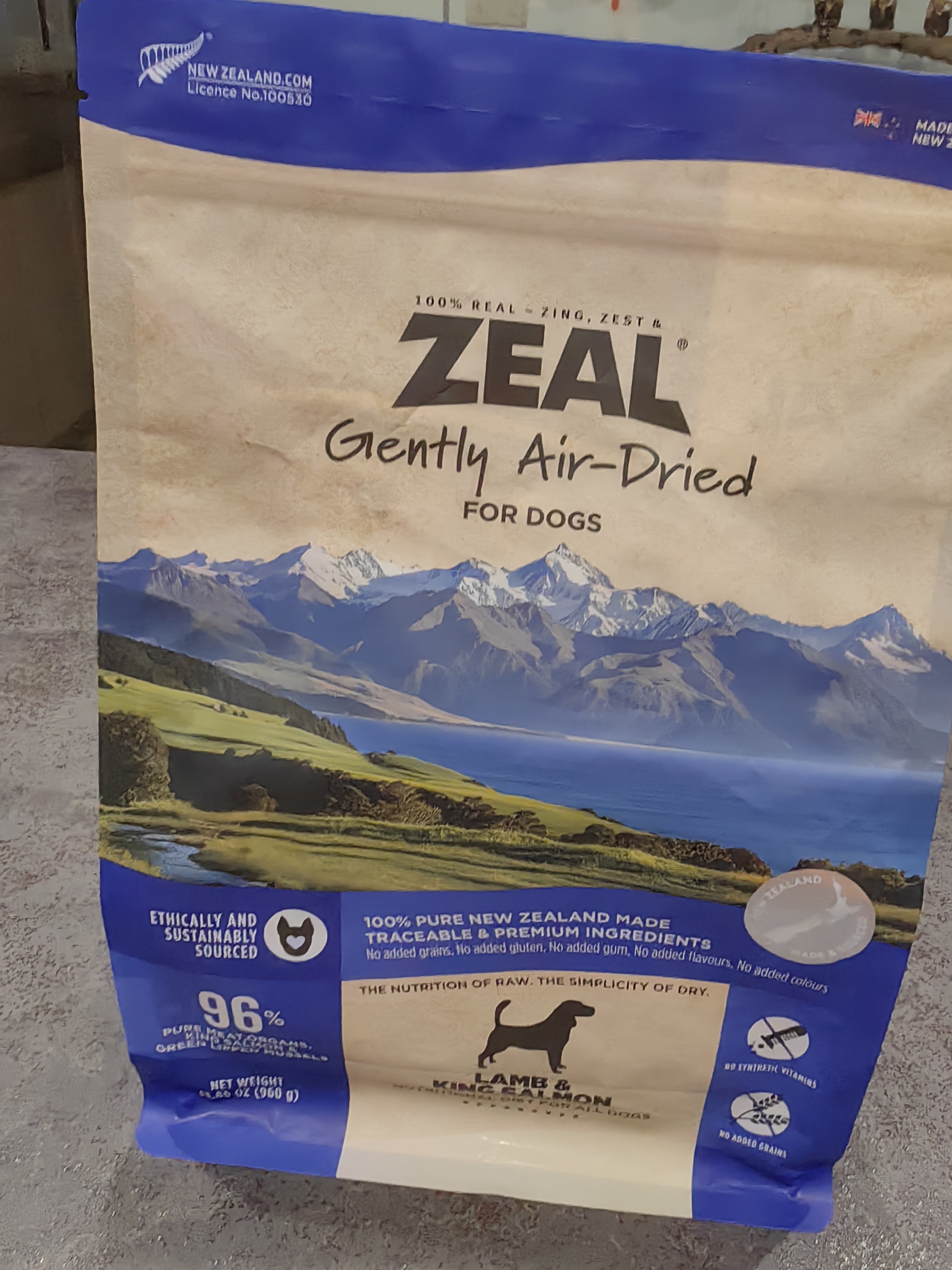 ZEAL风干狗粮羊肉帝王鲑960g袋装 幼犬成犬中大型犬粮新西兰原装进口 实拍图