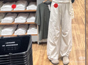 优衣库竹节纱V领T恤/短袖女装纯棉打底休闲百搭26春夏新款483460 483460/09黑色 XL 实拍图