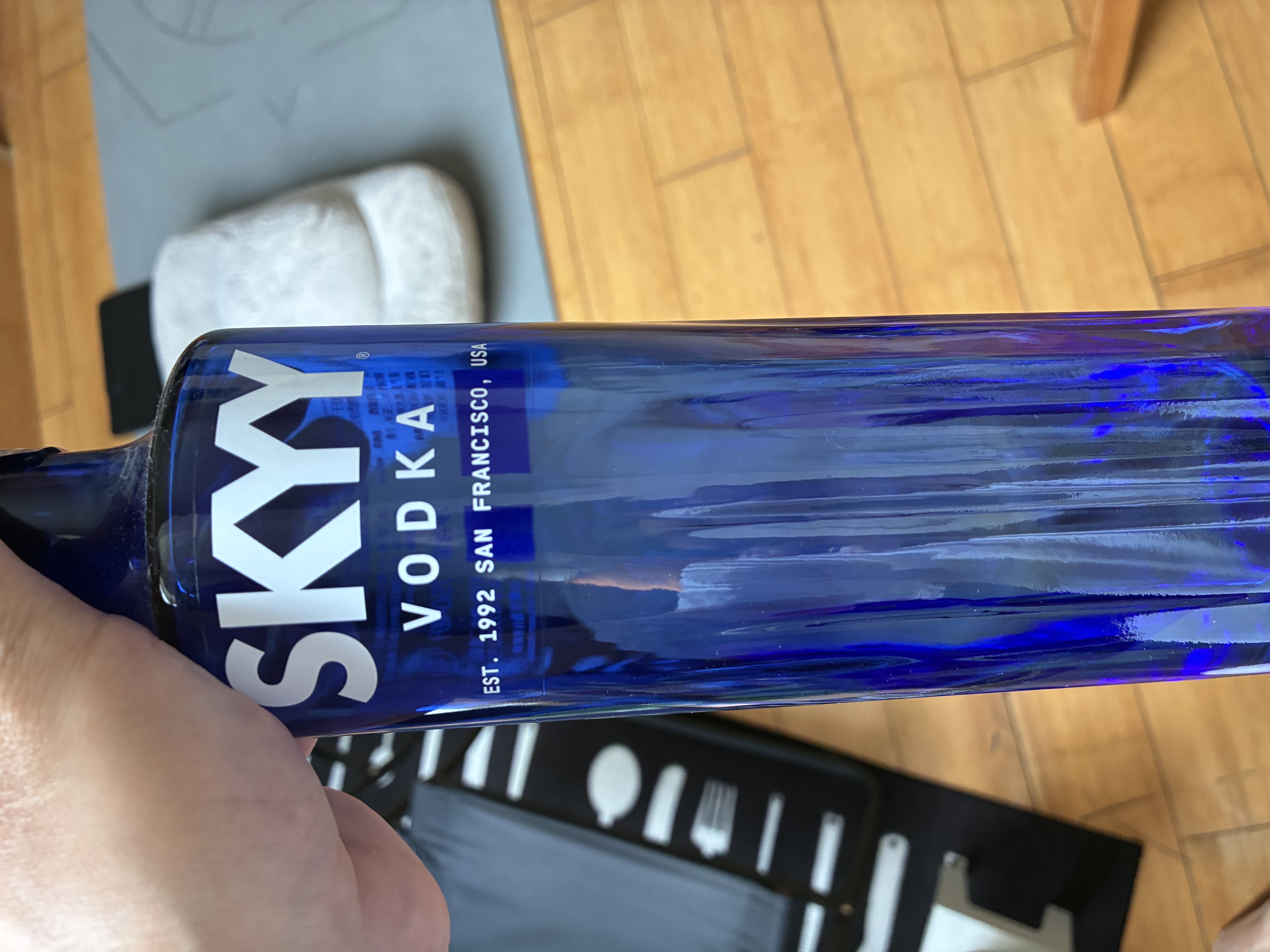 深蓝（SKYY）名企严选 深蓝伏特加 SKYY VODKA 蓝天伏特加 原瓶进口洋酒烈酒 深蓝伏特加 750mL 2瓶 实拍图