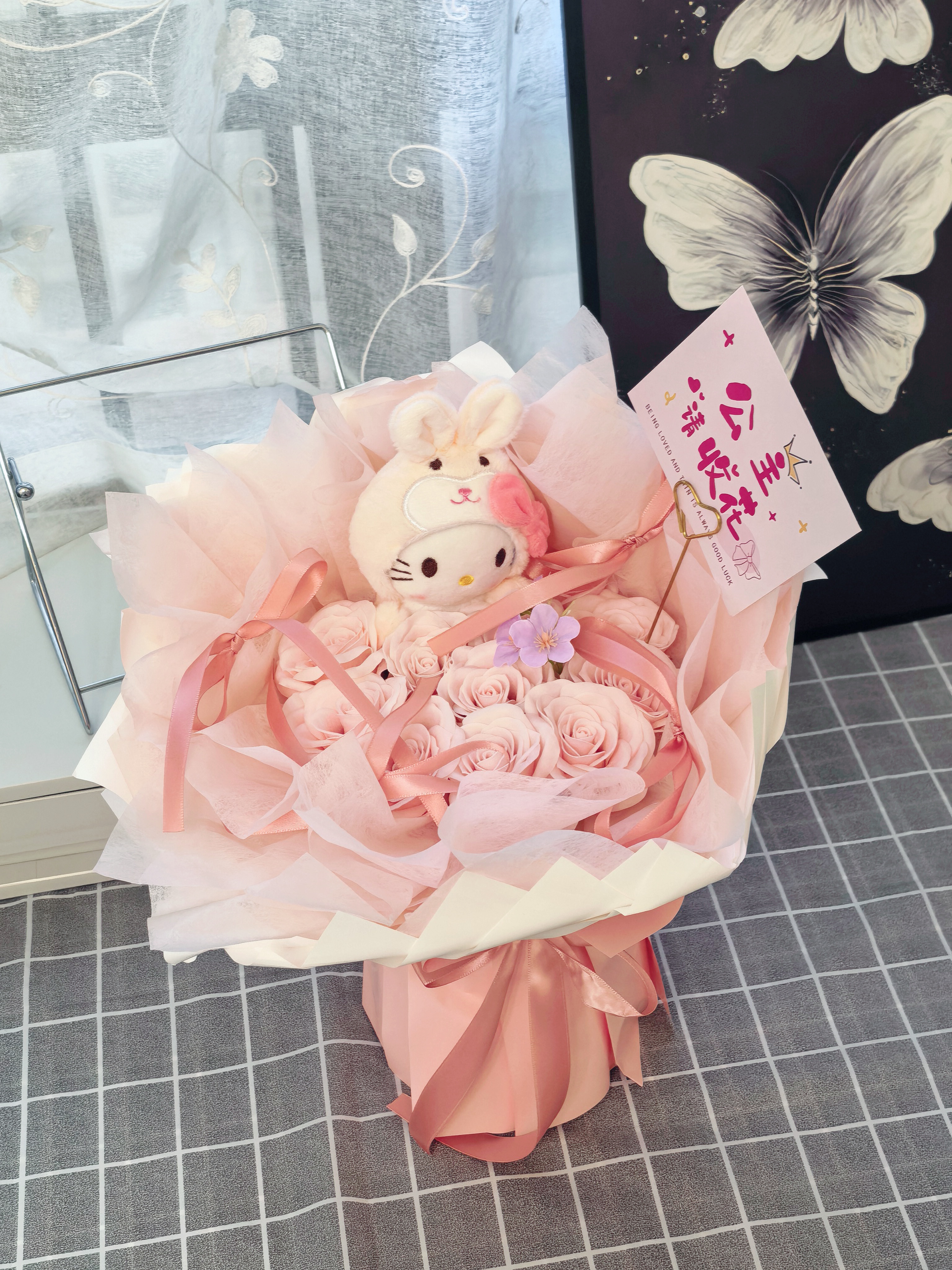 京东鲜花凯蒂猫玩偶花束高级感永生玫瑰花毕业生日礼物女士送女友闺蜜儿童 实拍图