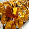 中元节金元宝半成品银元宝手工折纸金纸批发锡箔纸加厚切角半成品元宝 黄色 100个每份 实拍图