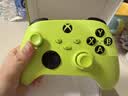 XBOX微软Xbox Series S/X无线Xbox手柄 XSS XSX 蓝牙游戏手柄 PC电脑 Xbox手柄 电光黄【送线/摆架】 实拍图