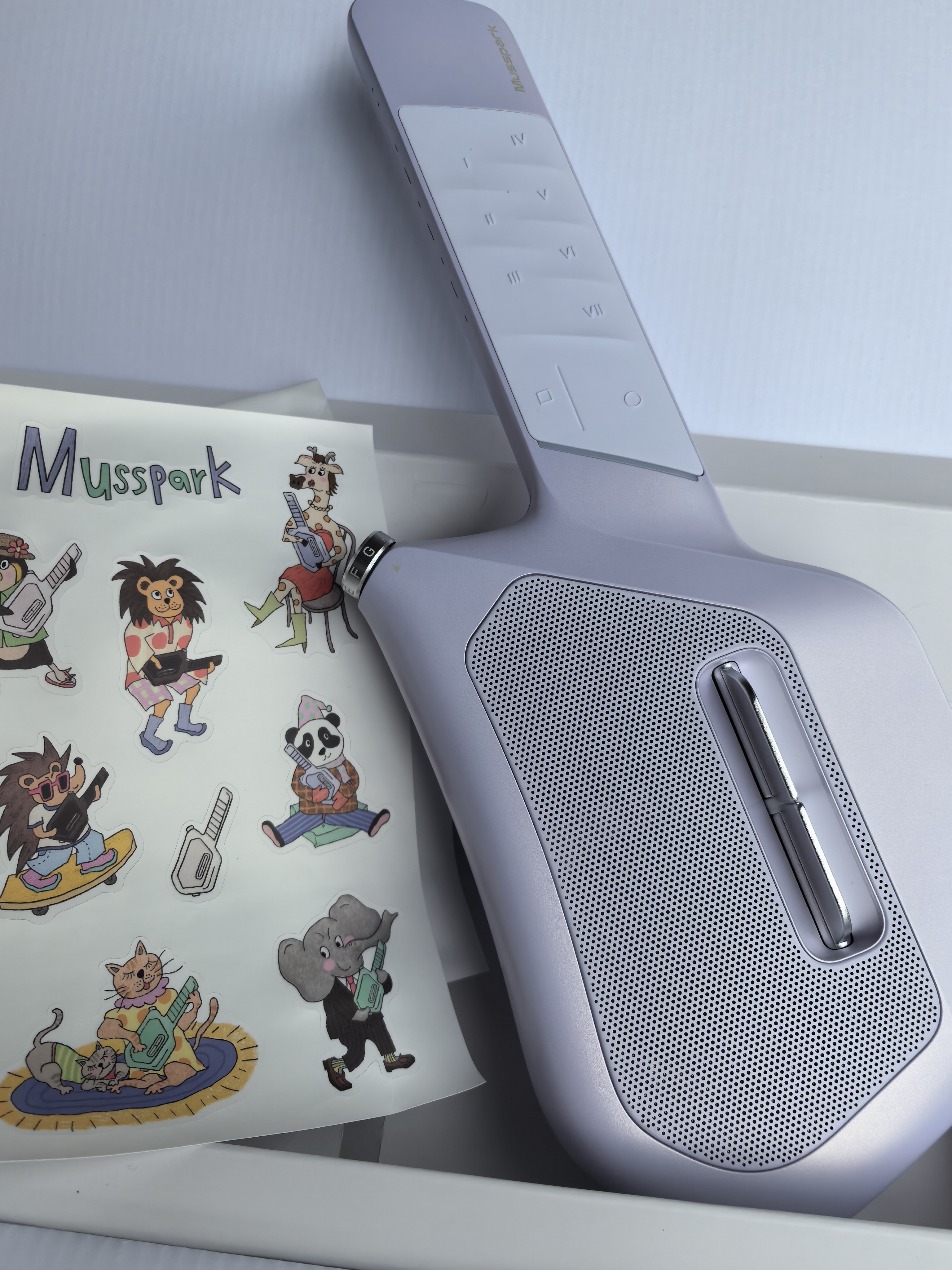 Musspark智能AI随弹无弦吉他电子自动挡便携弹唱小吉他 风信紫 实拍图
