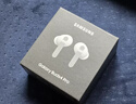 三星 Samsung Galaxy Buds4 Pro 七夕礼物 映雪白 蓝牙耳机【礼盒版】 实拍图