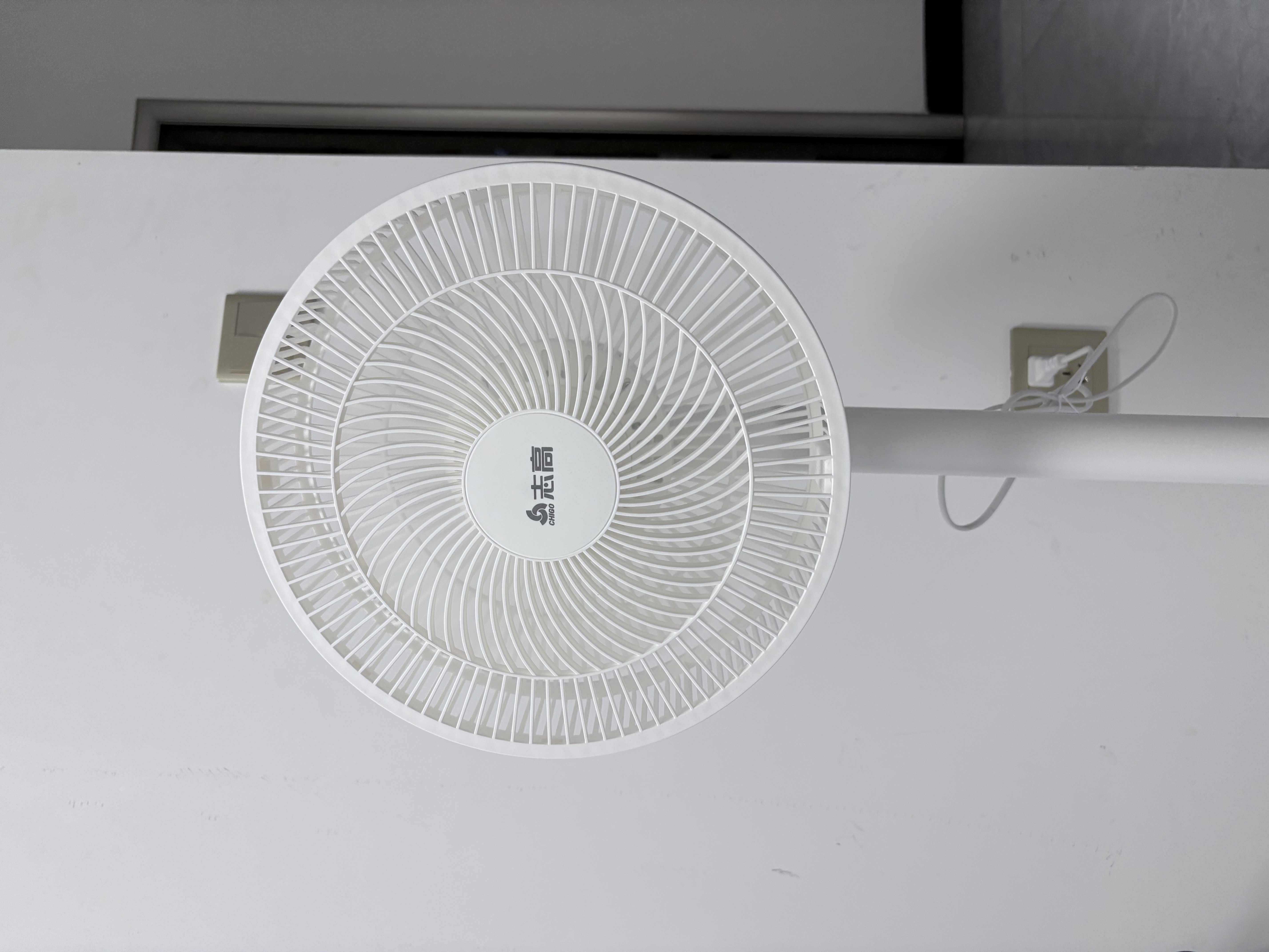 志高（CHIGO）电风扇落地扇家用立式机械电扇台扇摇头电扇空气循环风扇ZFS-3016 热卖推荐+7叶基础机械款 1 实拍图