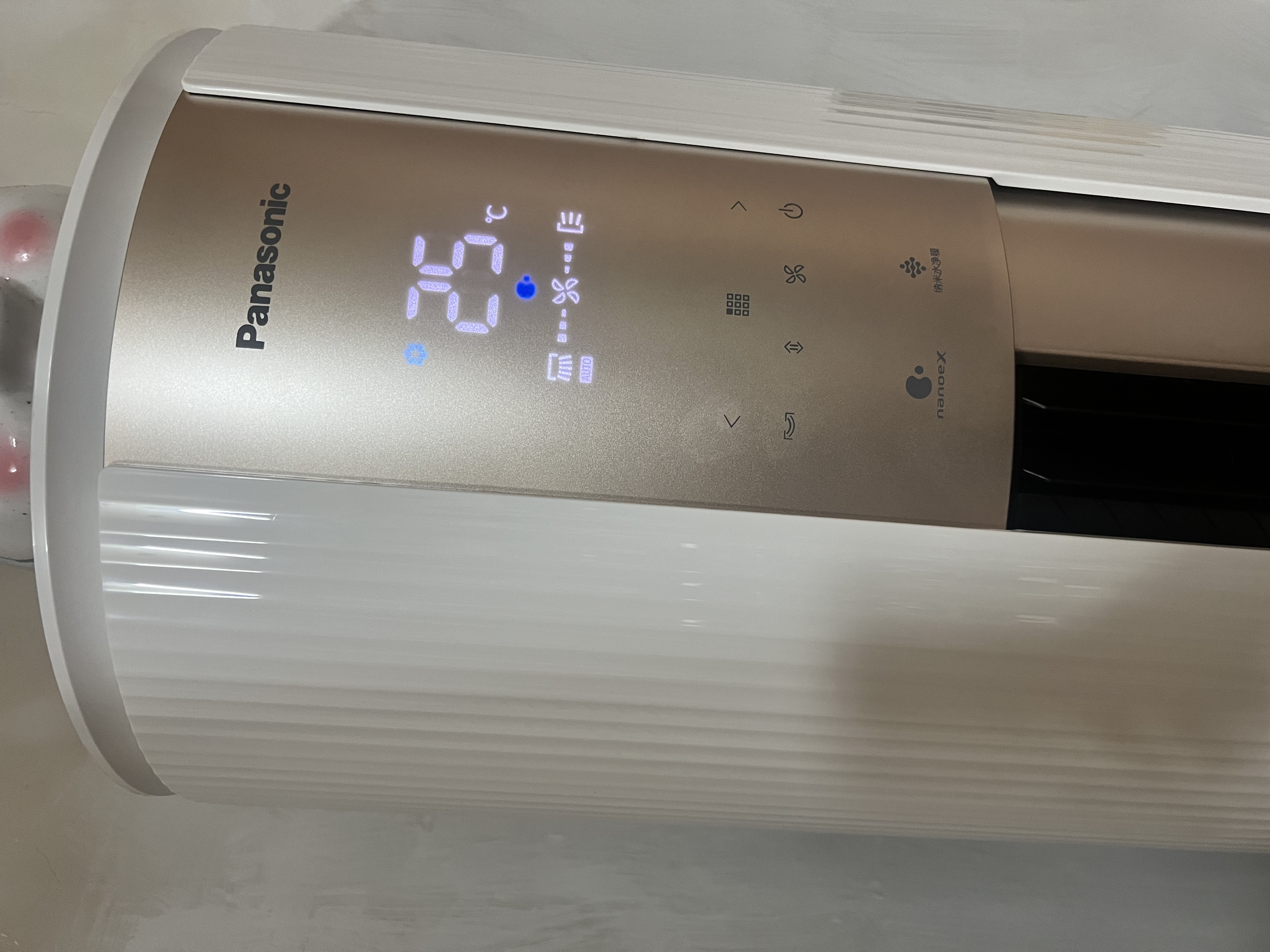 松下（Panasonic）净悦星3匹新一级能效变频冷暖圆柱柜机20倍纳诺怡除菌原装压缩机纯铜管客厅立式空调以旧换新补贴 净悦星 3匹 一级能效JM72F310N白金色 实拍图