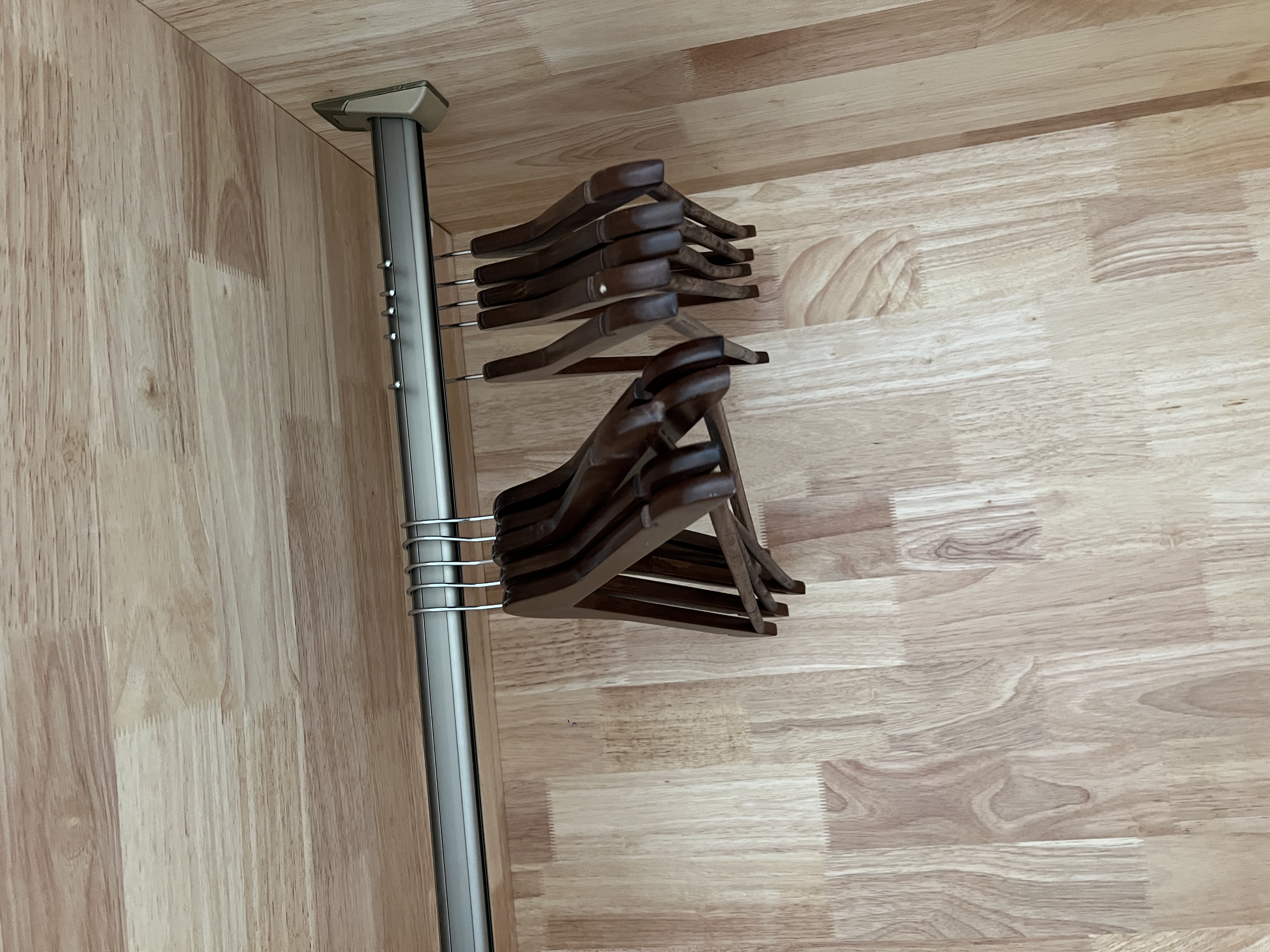 尚美德 木质衣架 【10个装45cm】防滑防变形加厚无痕家用实木挂衣架 实拍图