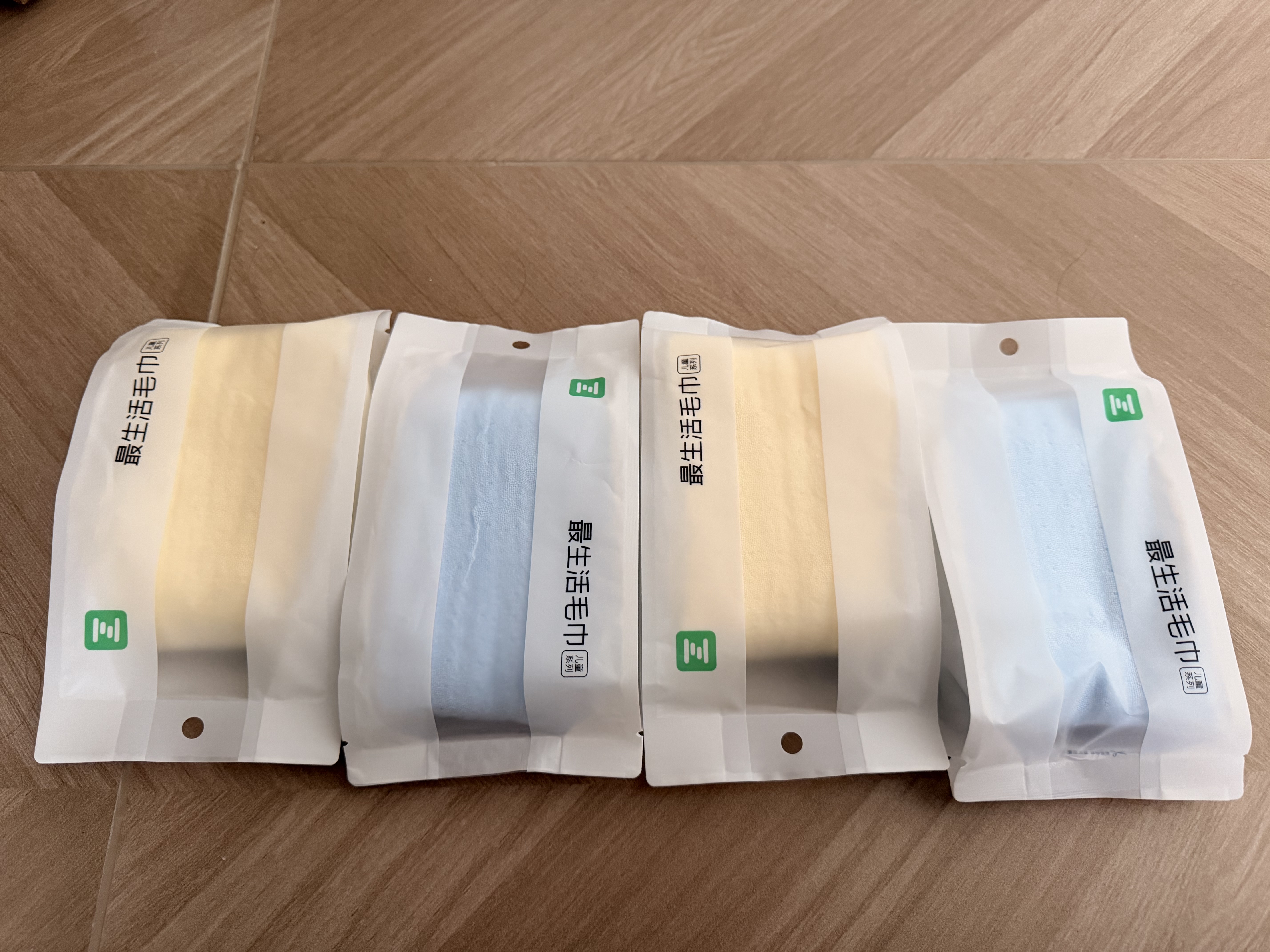 最生活婴童纱布毛巾纯棉4条装 6层柔纱婴儿宝宝洗脸毛巾 透气家用擦脸巾 实拍图
