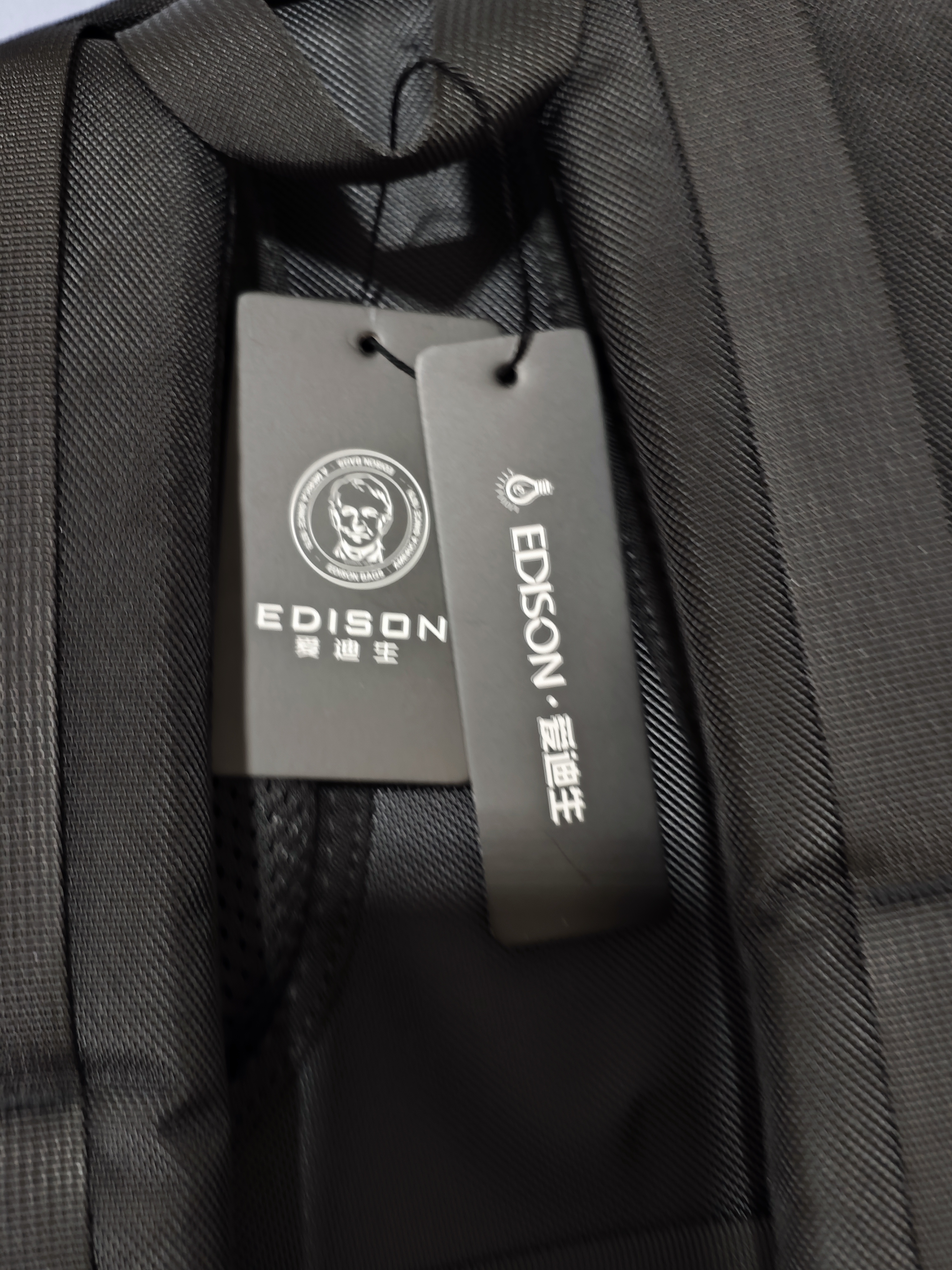 Edison爱迪生高中生书包护脊防泼水双肩包中学生大容量旅行背包K052-8G 实拍图