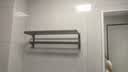 京东京造 反重力系列 折叠浴巾架免打孔晾毛巾架免钉卫生间浴室壁挂置物架 实拍图