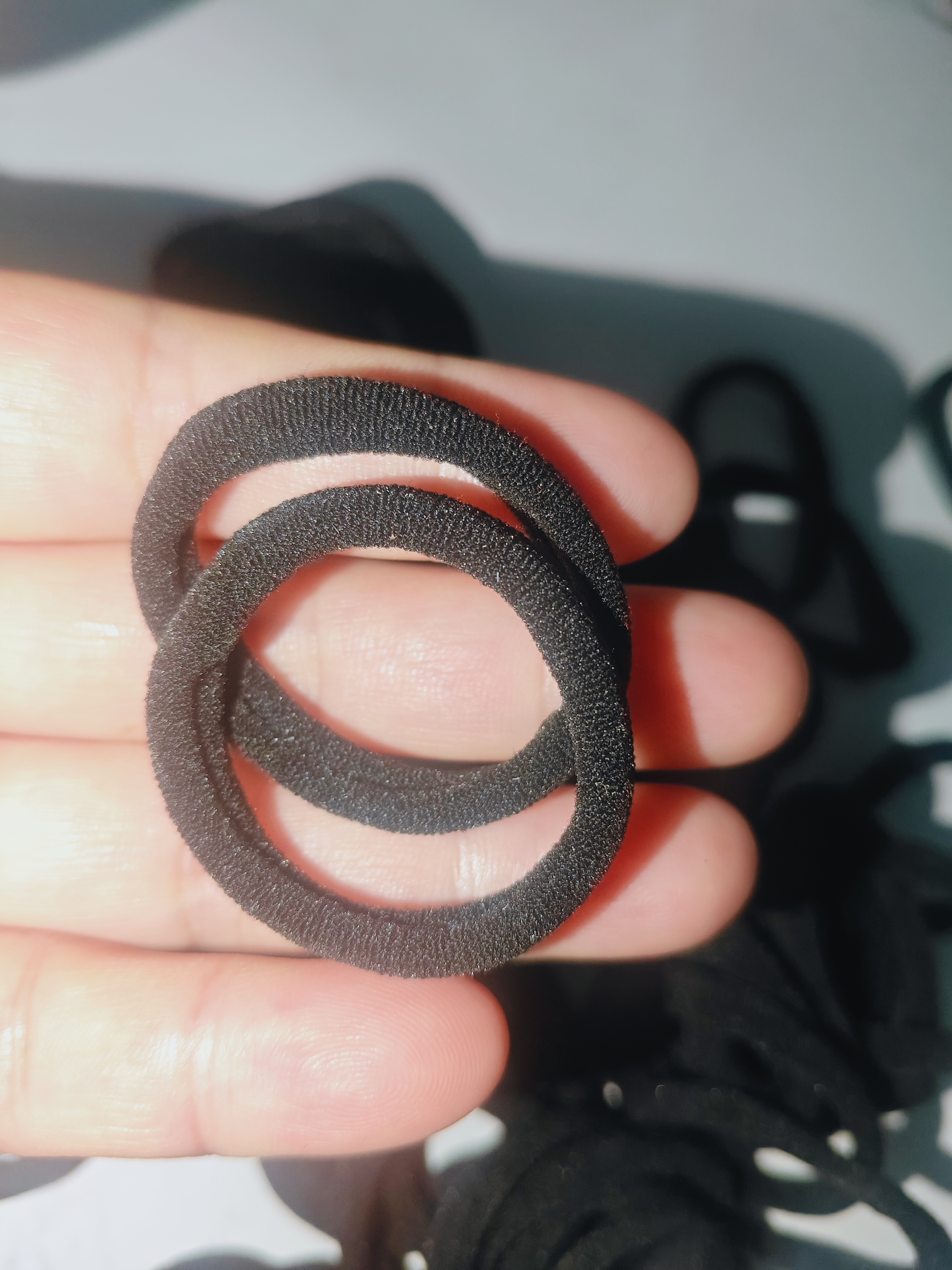 【强拉不断】高弹力耐用ins马尾无接缝皮筋扎头发简约发圈头绳 黑色60根 实拍图
