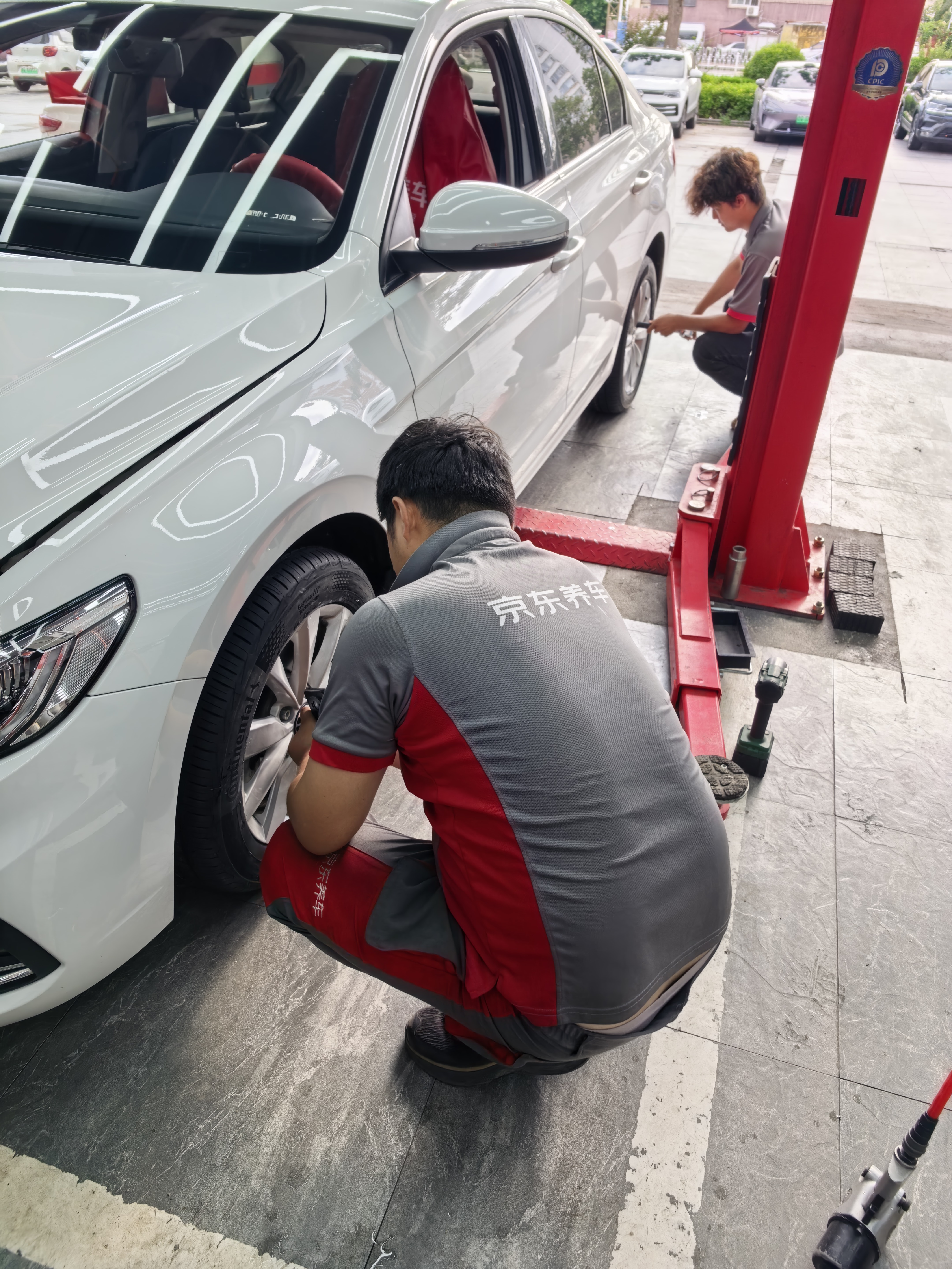 马牌（Continental）汽车轮胎205/55R16 91V FR UCJ+ 适配丰田卡罗拉/朗逸/速腾/宝来 实拍图