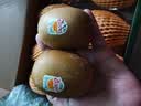 佳沛（zespri）新西兰阳光金奇异果 8个装 特大果单果重约124-146g 水果猕猴桃 实拍图